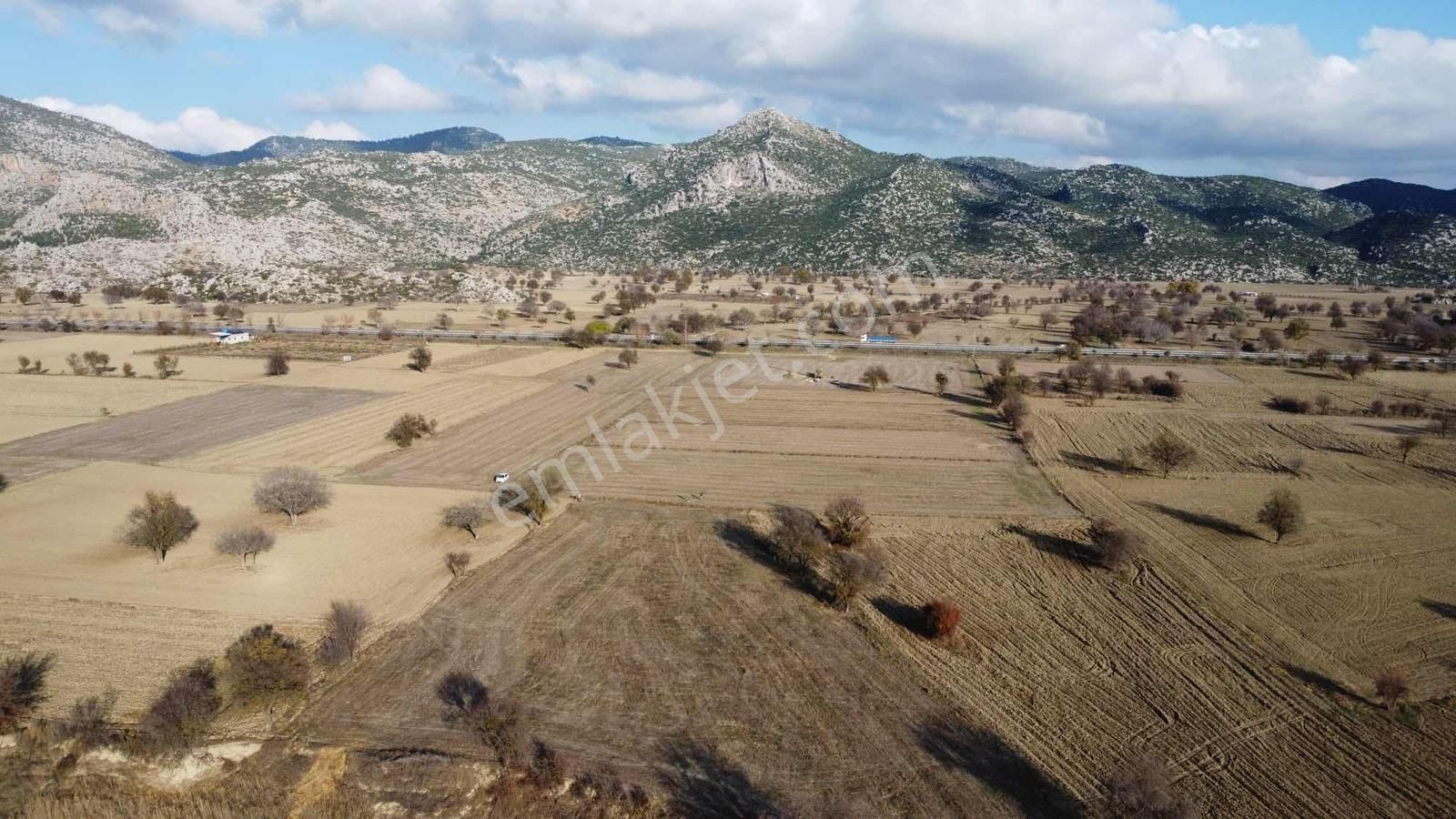 Döşemealtı Bademağacında 5993 M2 Çevre Yolu Yakını Satılık Tarla - Görsel 9