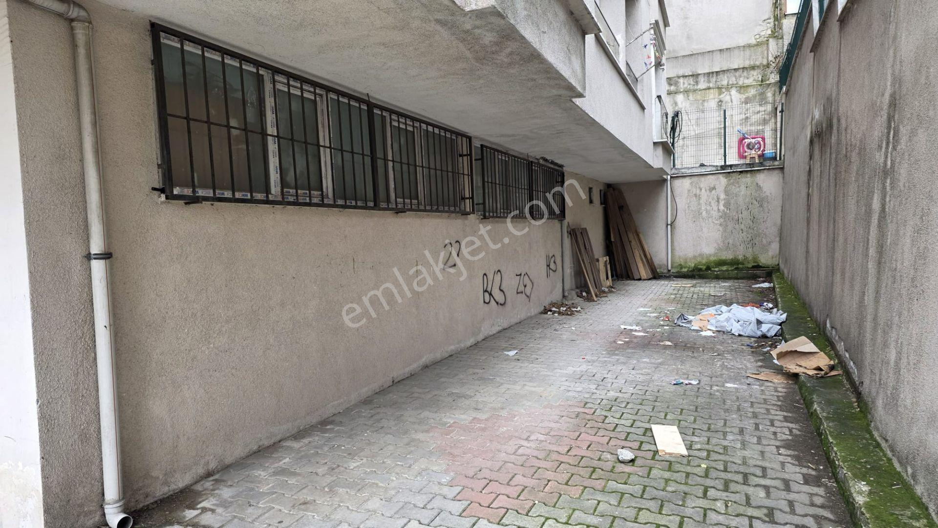 Remax Kaya Beylıkdüzü Yakuplu Satılık Depo - Görsel 16