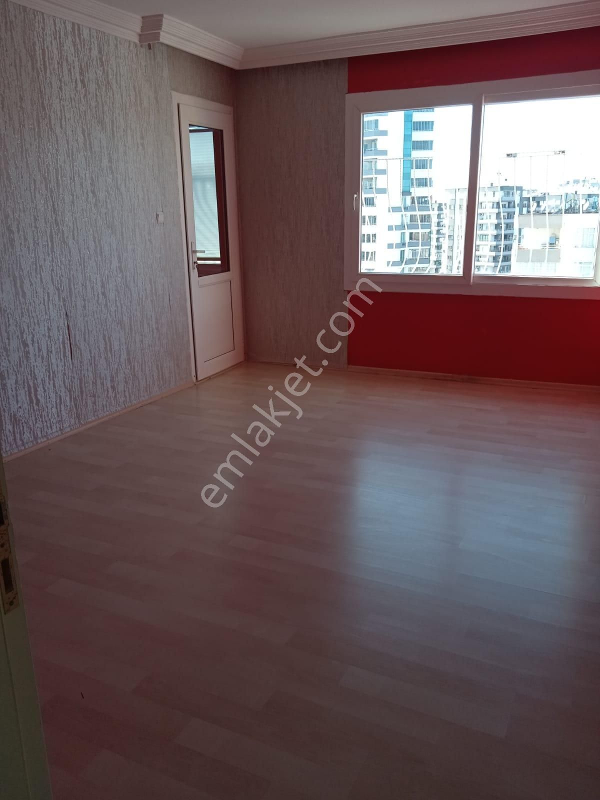 Adana Çukurovada Güzelyalı Göl Manzaralı Doğalgazlı Kombili 3+1 Kiralık Fırsat Daire - Görsel 7