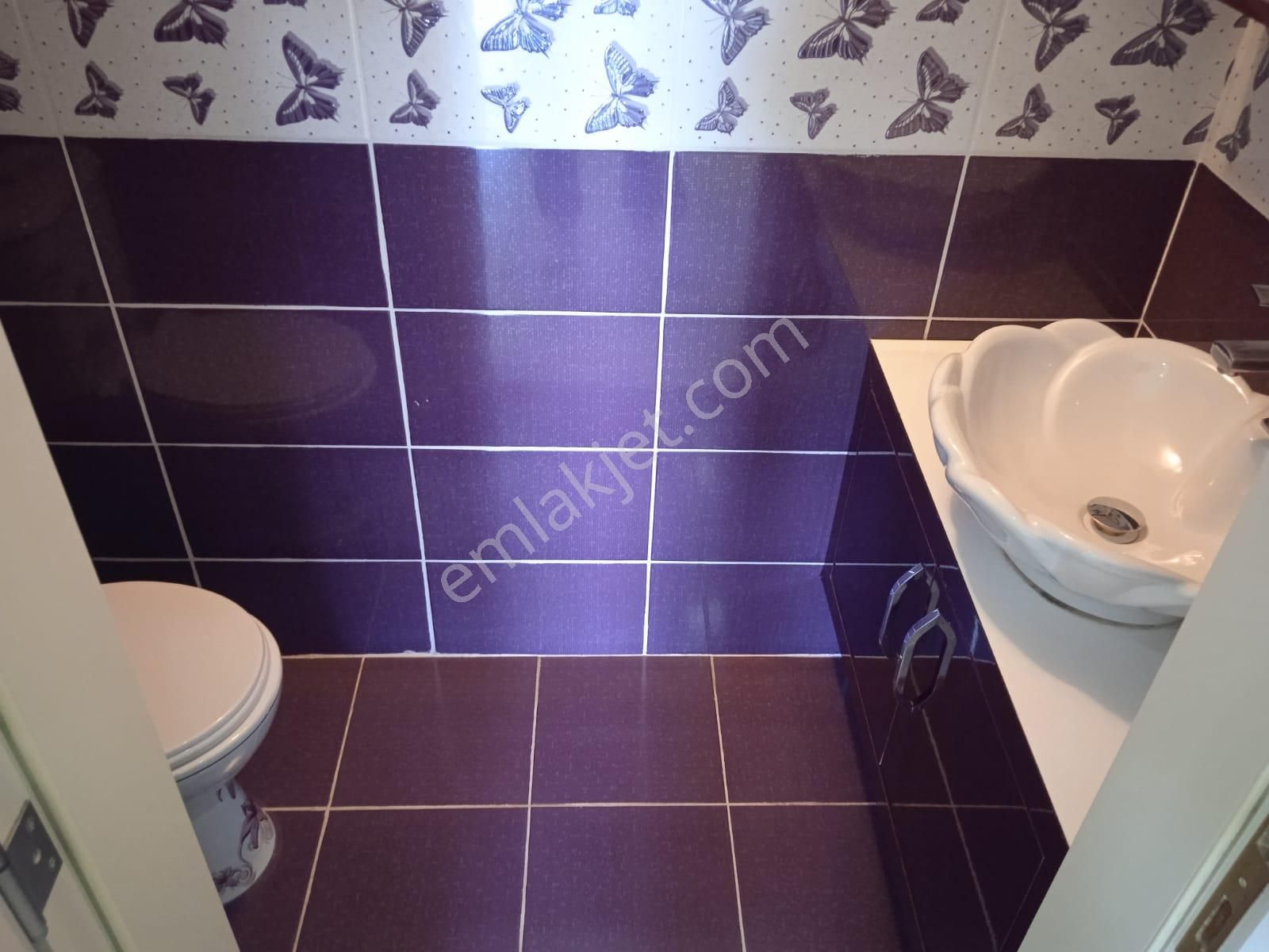 Adana Çukurovada Güzelyalı Göl Manzaralı Doğalgazlı Kombili 3+1 Kiralık Fırsat Daire - Görsel 3