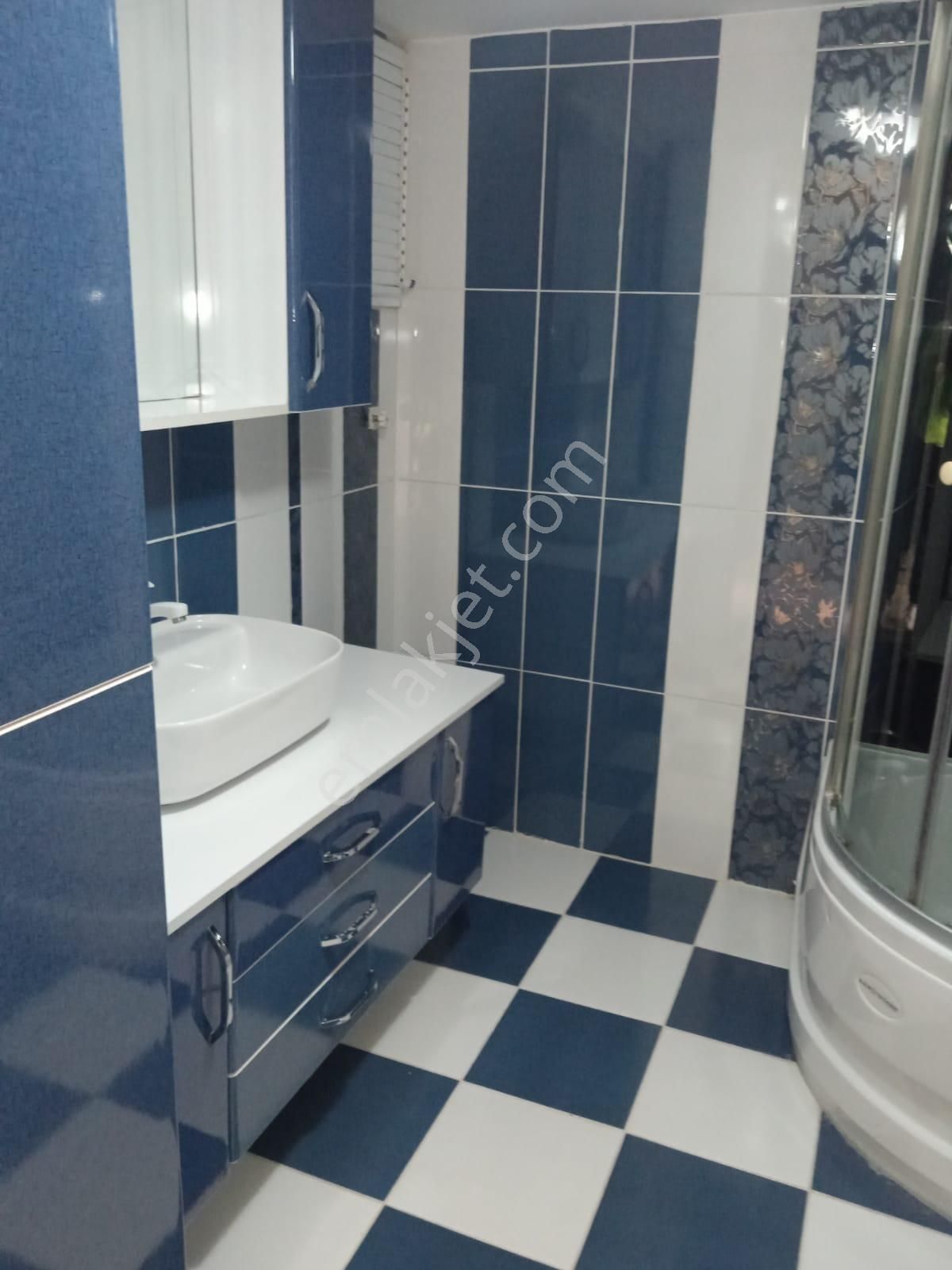 Adana Çukurovada Güzelyalı Göl Manzaralı Doğalgazlı Kombili 3+1 Kiralık Fırsat Daire - Görsel 8