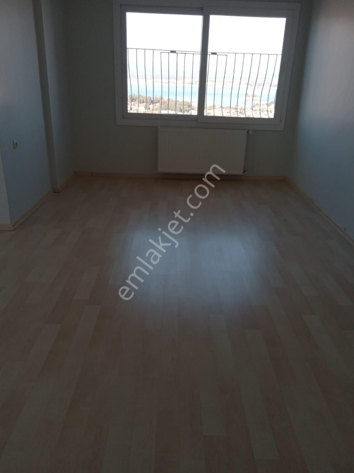 Adana Çukurovada Güzelyalı Göl Manzaralı Doğalgazlı Kombili 3+1 Kiralık Fırsat Daire - Görsel 20