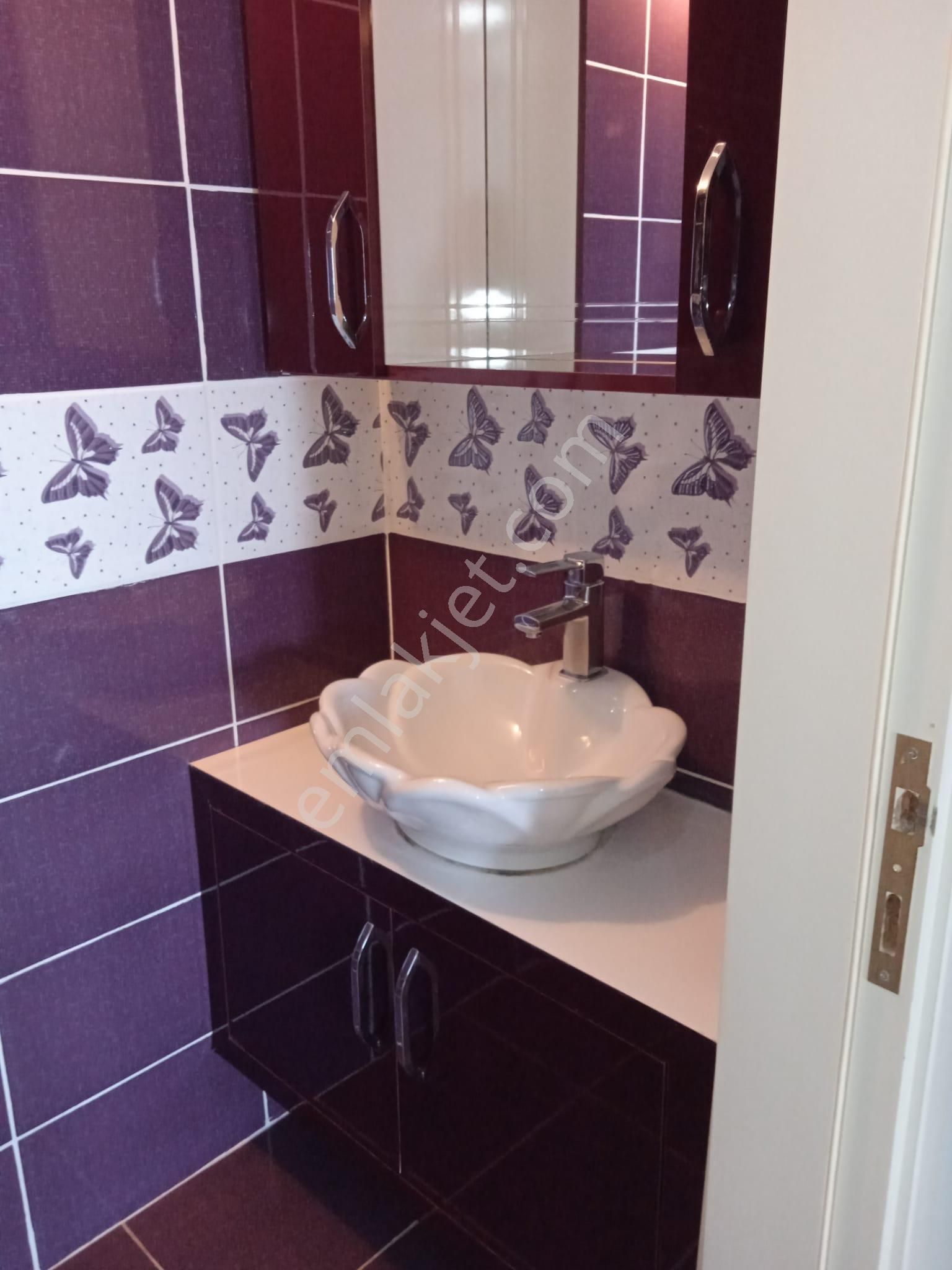Adana Çukurovada Güzelyalı Göl Manzaralı Doğalgazlı Kombili 3+1 Kiralık Fırsat Daire - Görsel 15