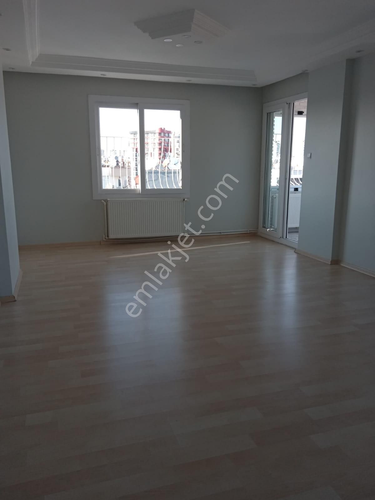 Adana Çukurovada Güzelyalı Göl Manzaralı Doğalgazlı Kombili 3+1 Kiralık Fırsat Daire - Görsel 26