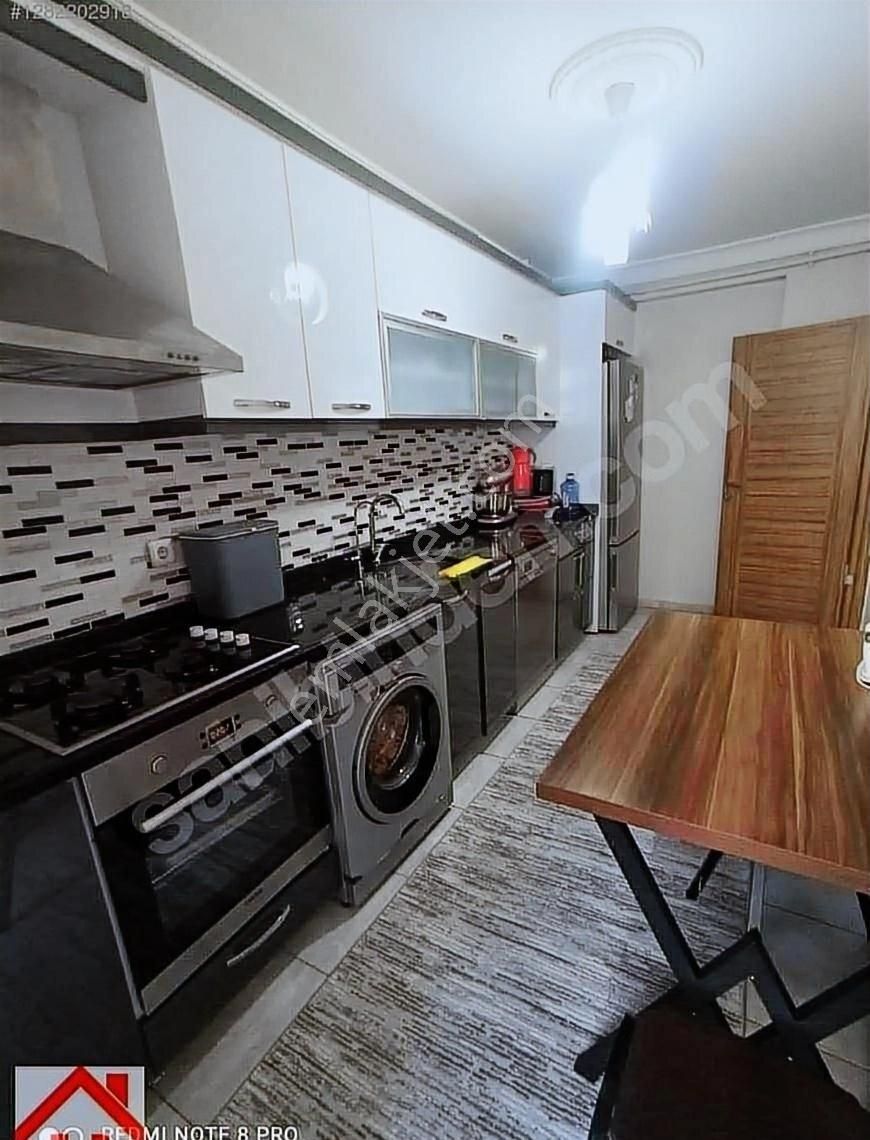 Başakşehir Güvercintepe"de 4+2 200 M2 Satılık Dubleks.