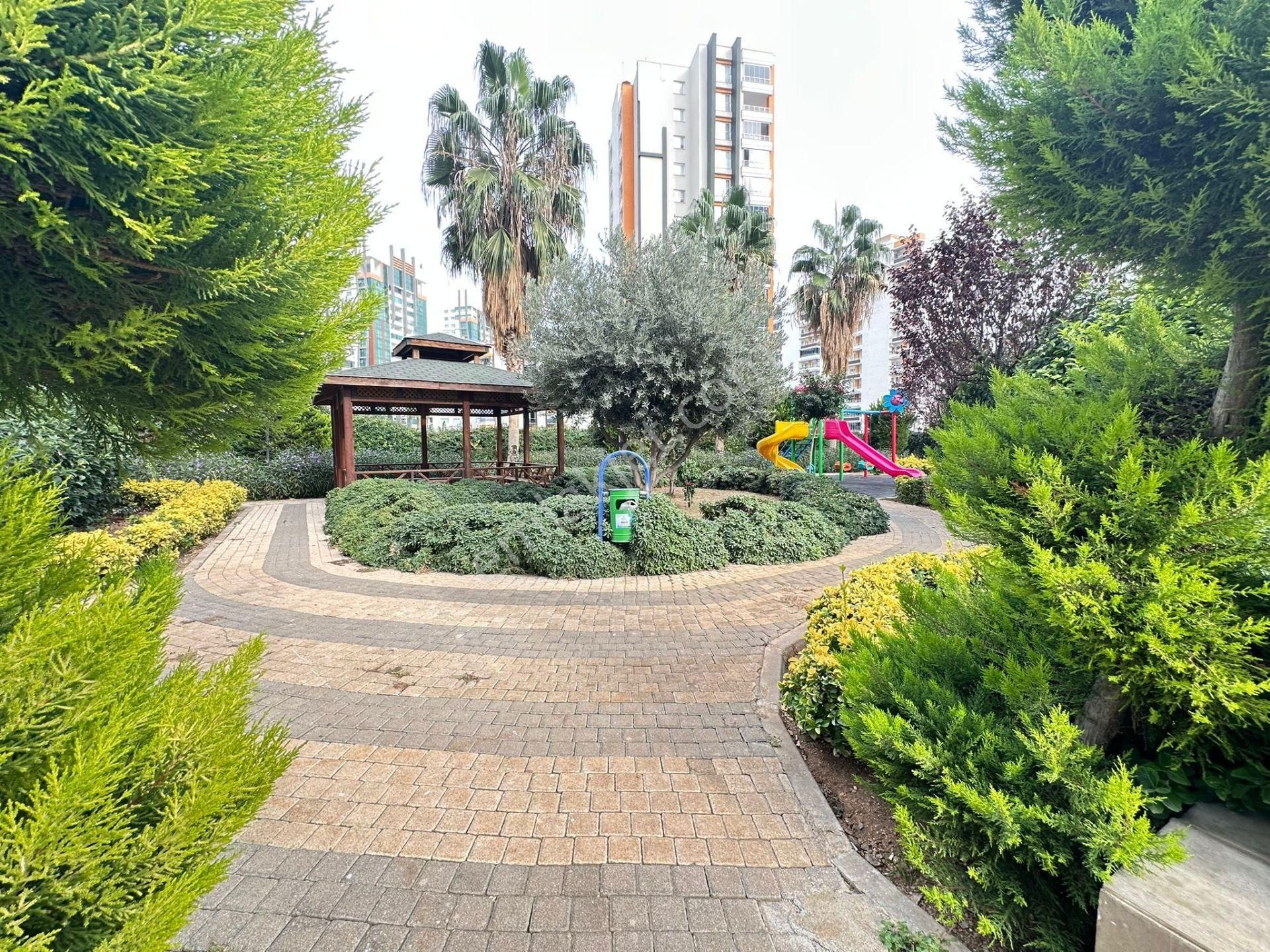 Üstünkent'ten Marka Proje'de 5+1 Ultra Lüks Satılık Daire - Görsel 30