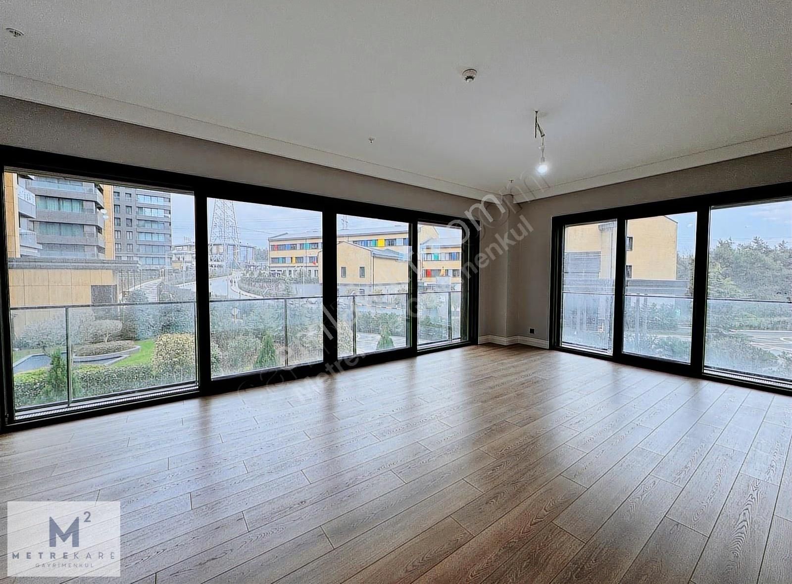 Avrupa Konutları Çamlıvadide Boş Satılık 4+1 Daire Hemen Taşın