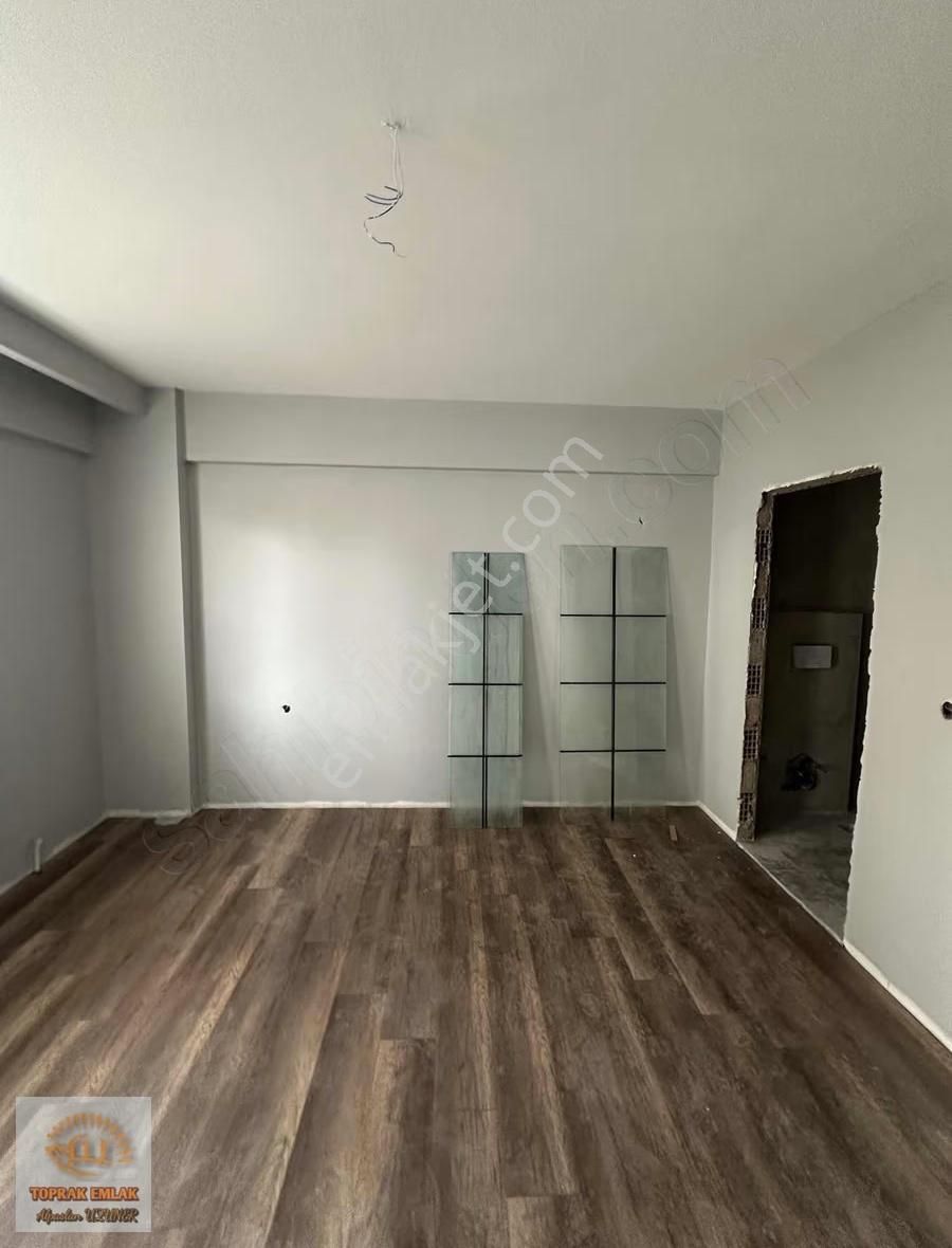 Şentepede Park Manzaralı Geniş Ve Ferah 3+1 Satılık Daire - Görsel 5