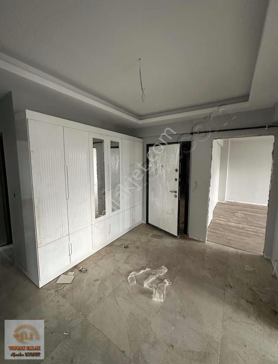 Şentepede Park Manzaralı Geniş Ve Ferah 3+1 Satılık Daire - Görsel 2