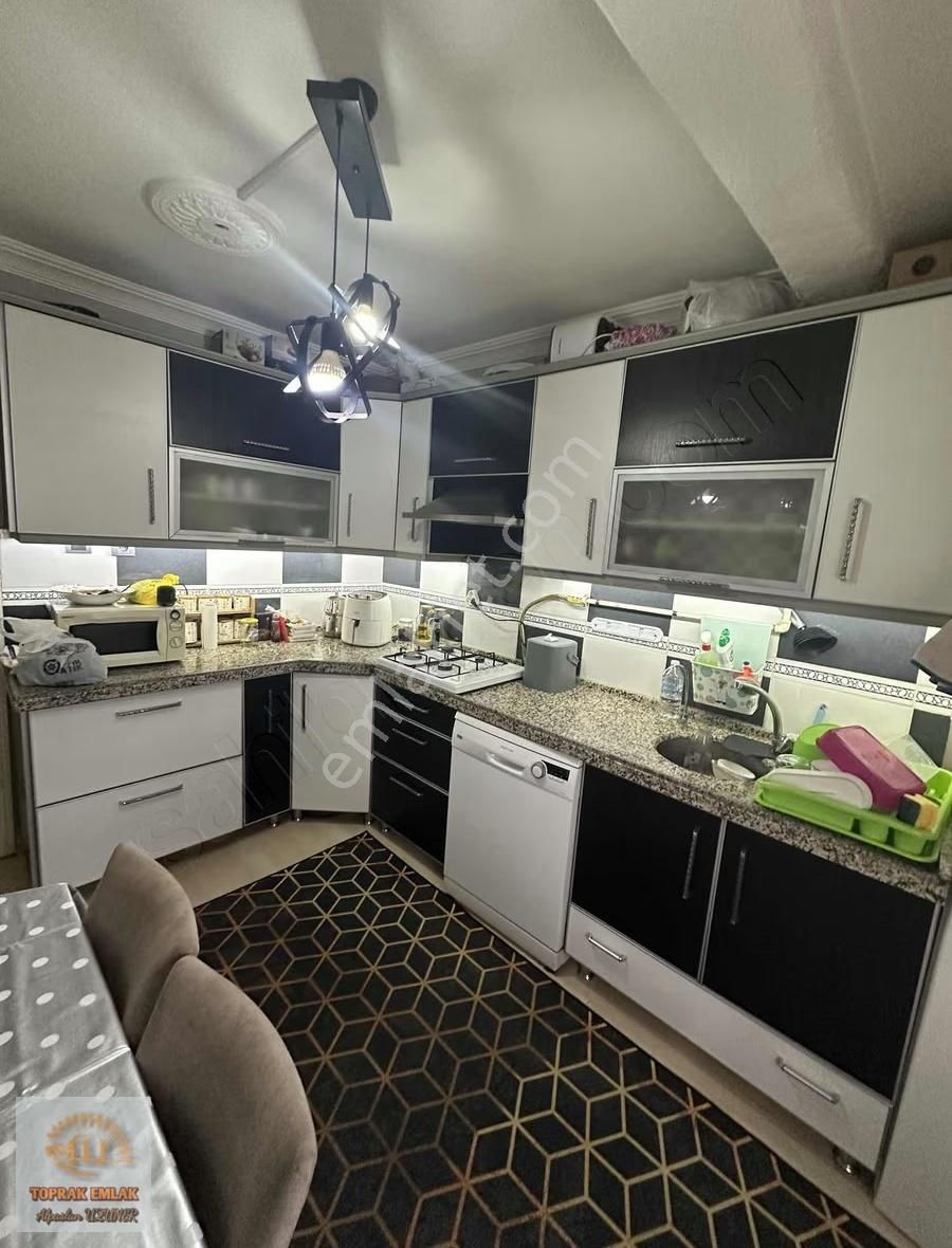 Şentepe Mahallesinde Satılık Köşe Başı Müstakil Ev - Görsel 19