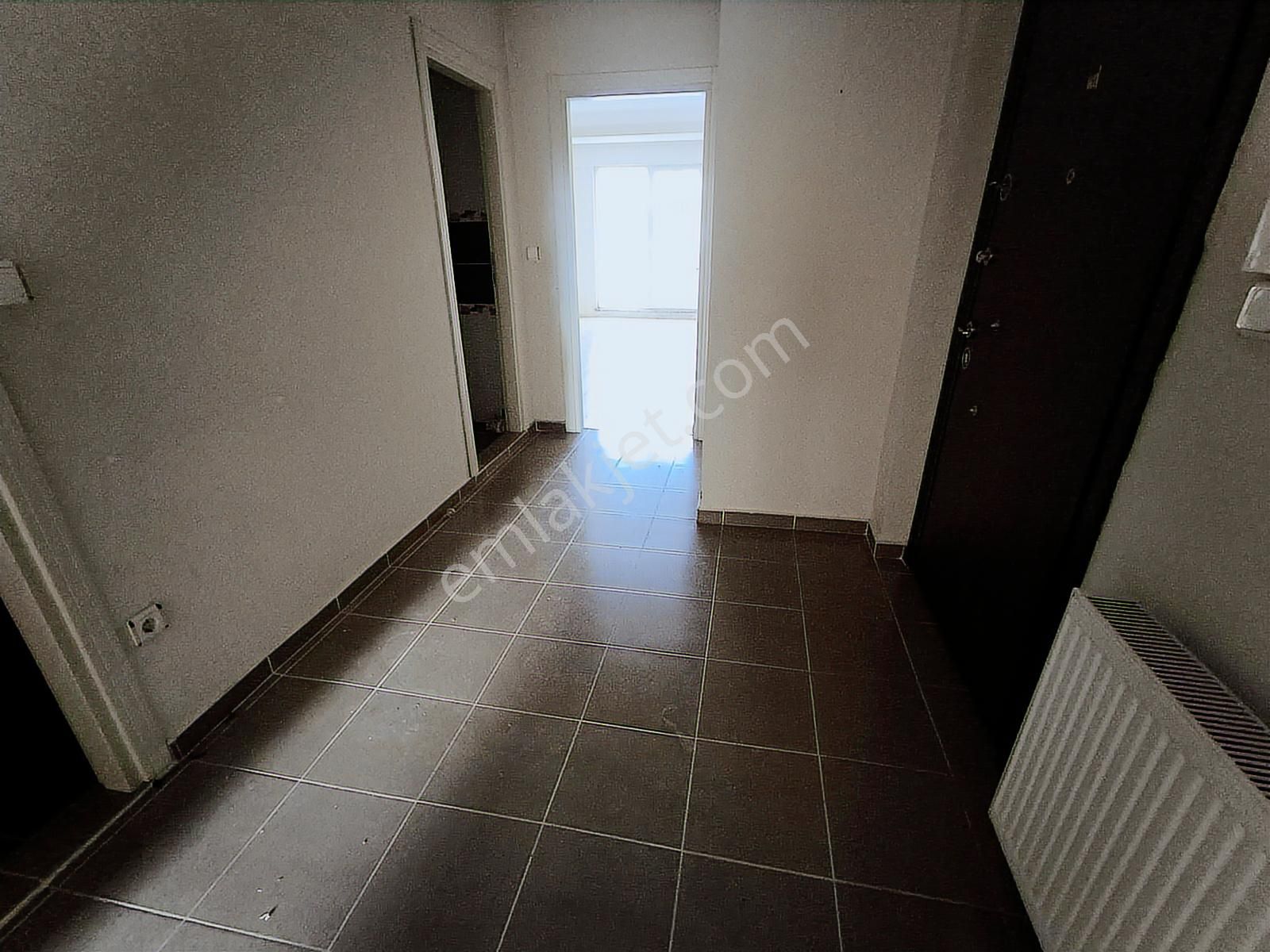 Parseller Cuma Pazarında 100 M2 2+1 İkinci Kat Ön Cephe Bos Dair - Görsel 26