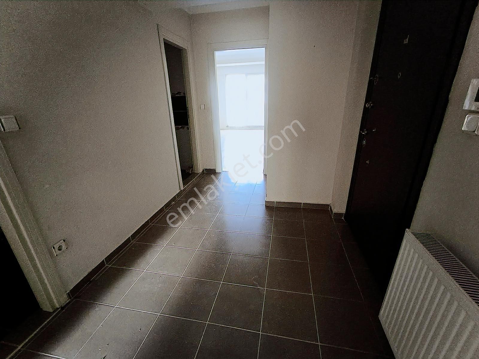 Parseller Cuma Pazarında 100 M2 2+1 İkinci Kat Ön Cephe Bos Dair - Görsel 12
