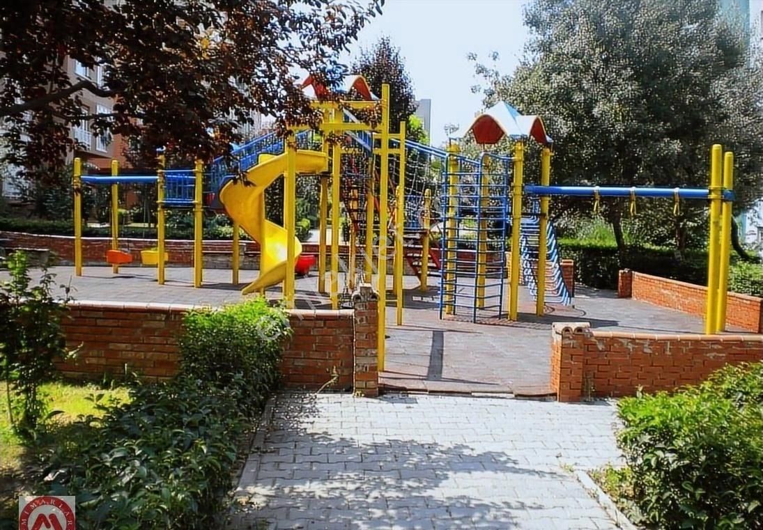 Altayçeşme Kayalarkent Sitesinde Metroya 2dk Masrafsız Geniş 3+1 - Görsel 3