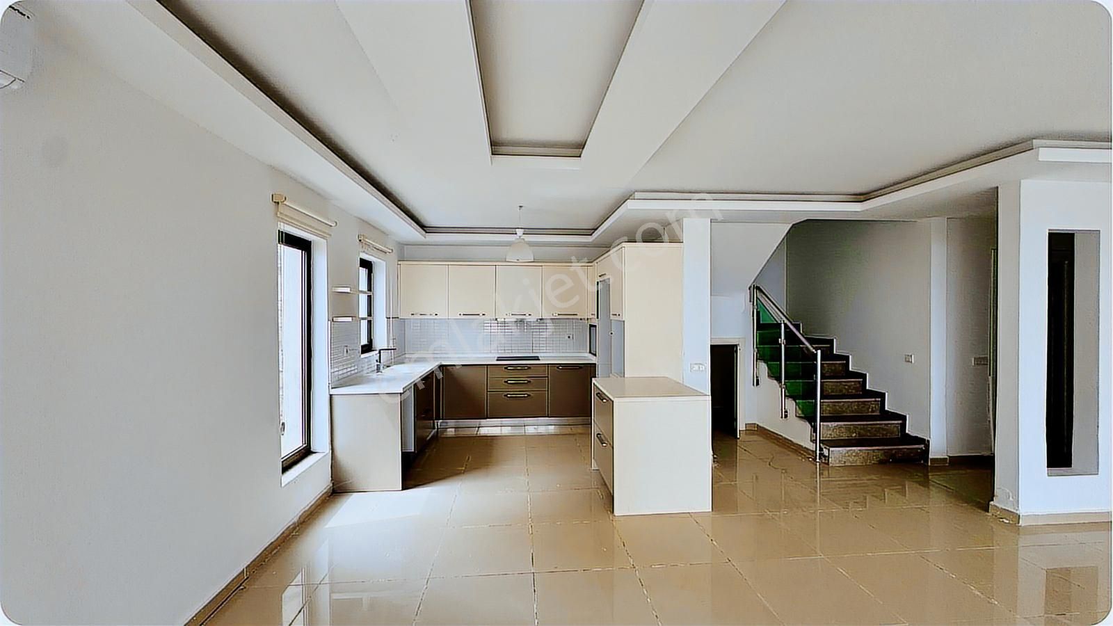 Bodrum Gündoğan Plajlı Sitede Deniz Manzaralı Müstakil Villa - Görsel 12