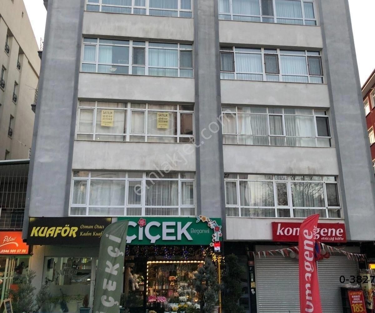Esat Caddesi (eski Dedeman) Şimdiki Latanya Otel Arkası 3+1 Kombili Badana Boyası Ve Silistre Cila