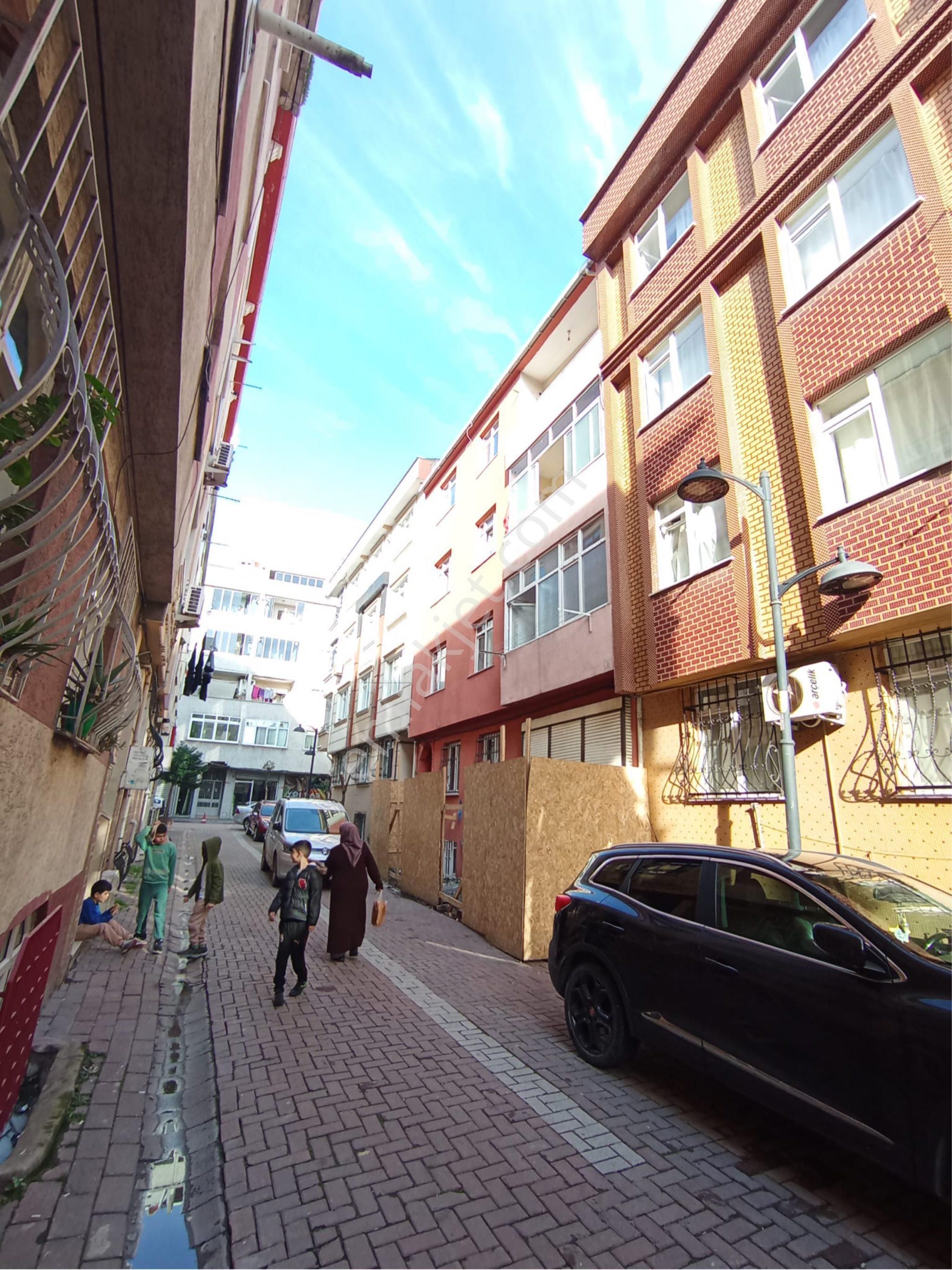 Telsizde Merkezi Konumda 110 M2 Satılık Daire - Görsel 2