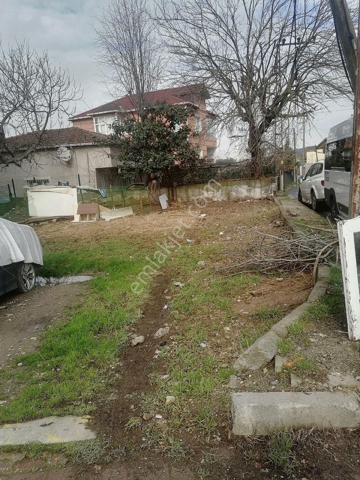 Ümraniye Ihlamurkuyu Mahallesi Kiralık Boş Arsa Akla Gelinebilir İşler İçin Uygun Dur