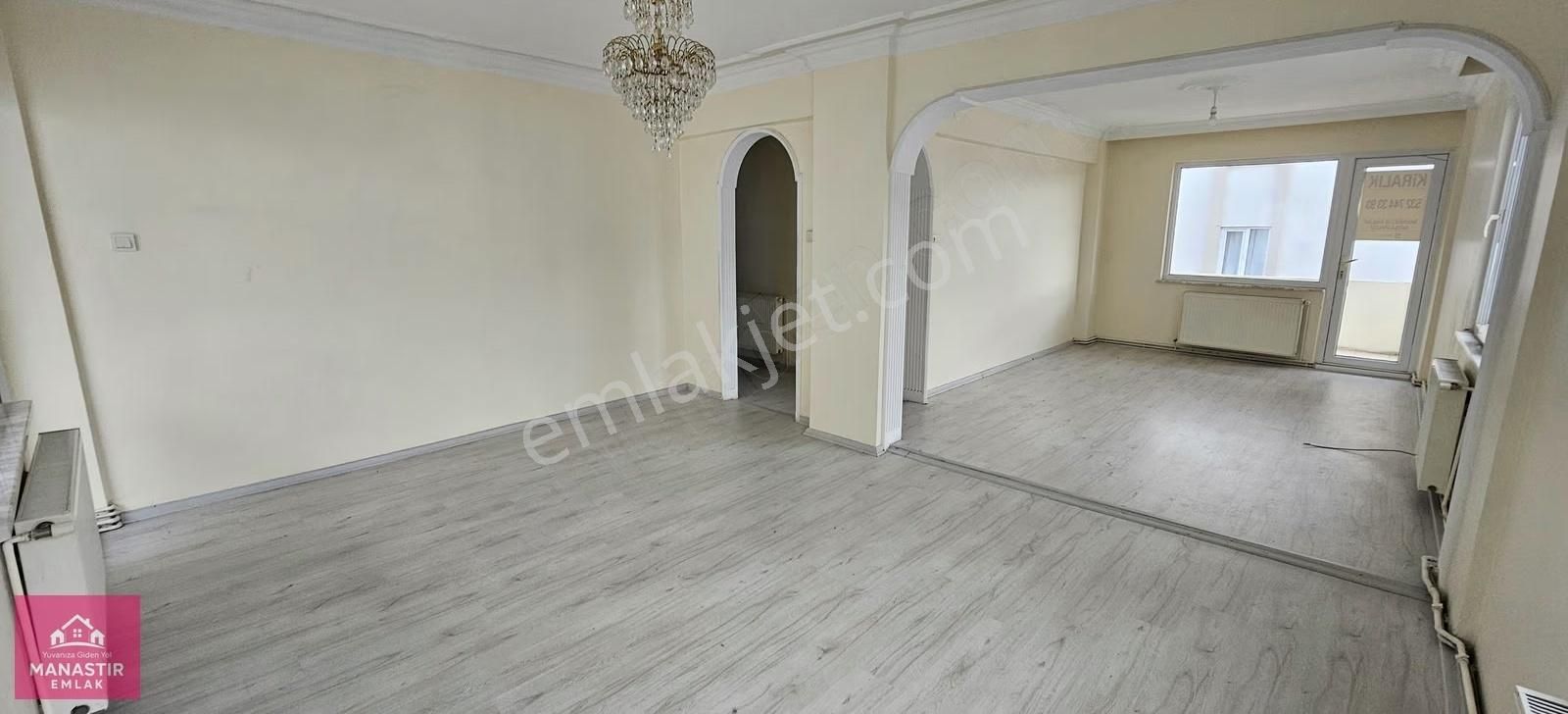 Manastır Emlak'tan Site İçinde Kiralık 3+1 Daire 16.000 Tl