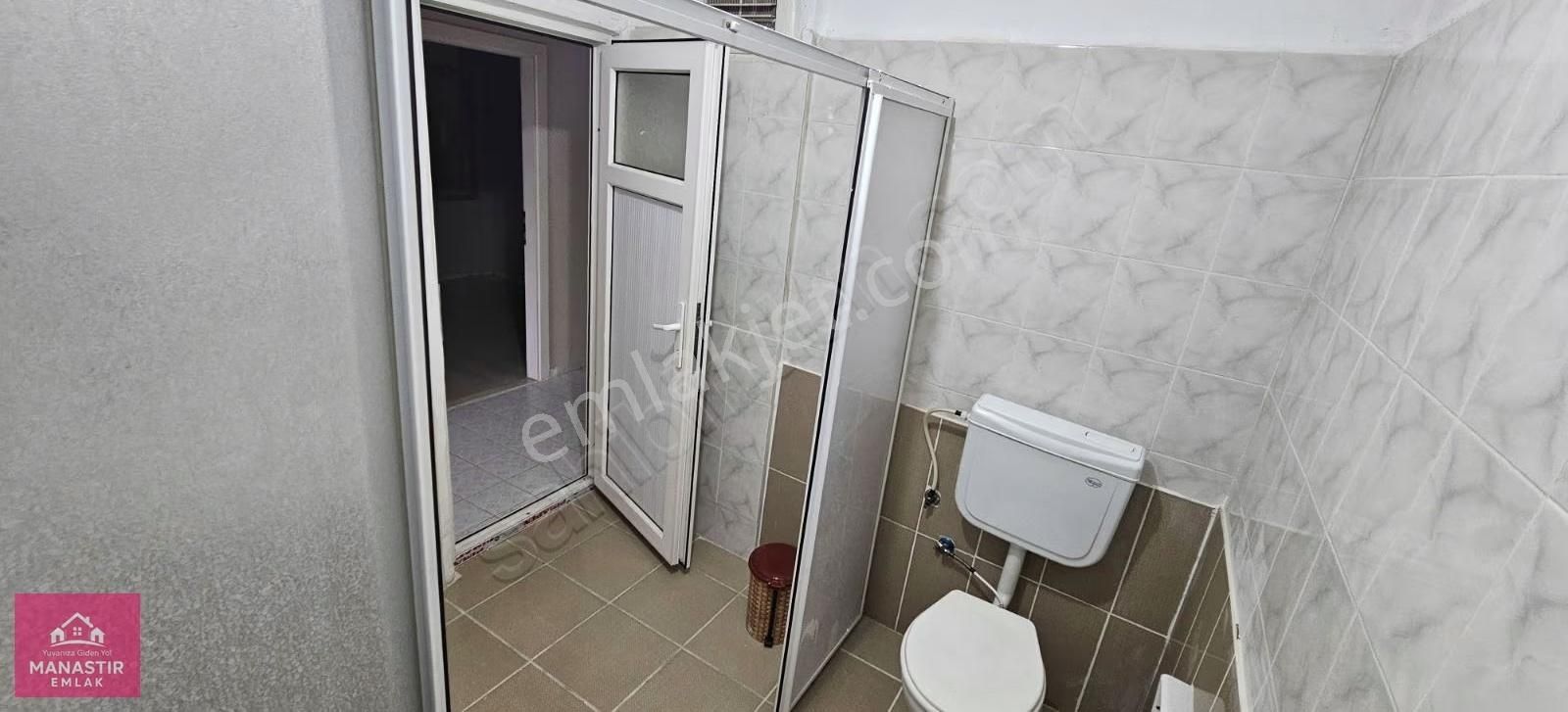 Manastır Emlak'tan Site İçinde Kiralık 3+1 Daire 15.000 Tl - Görsel 12