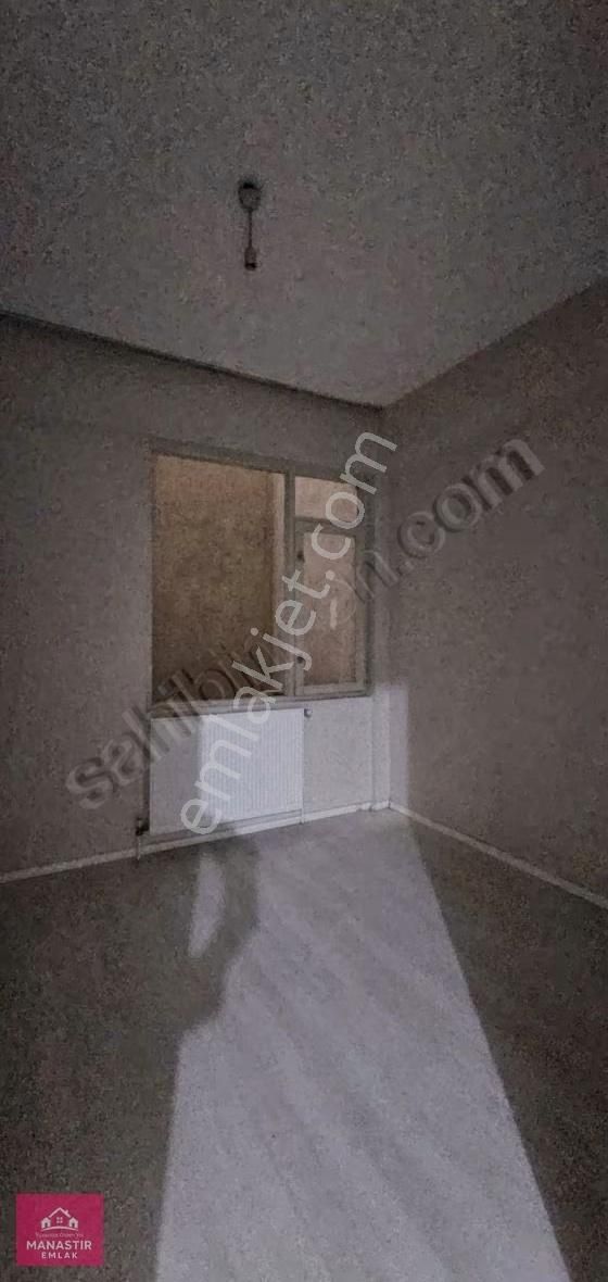 Manastır Emlak'tan Site İçinde Kiralık 3+1 Daire 15.000 Tl - Görsel 20