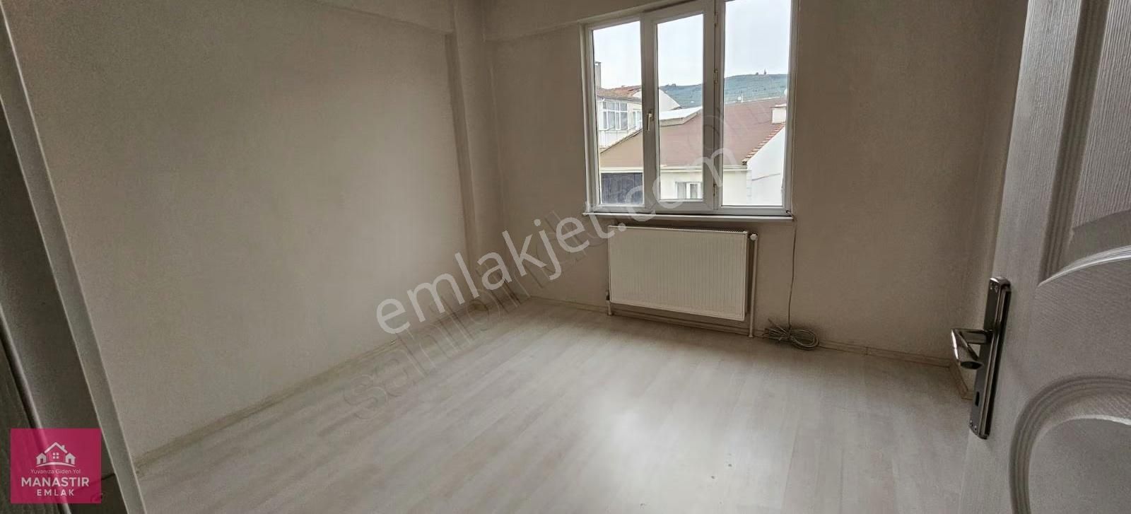 Manastır Emlak'tan Site İçinde Kiralık 3+1 Daire 15.000 Tl - Görsel 10