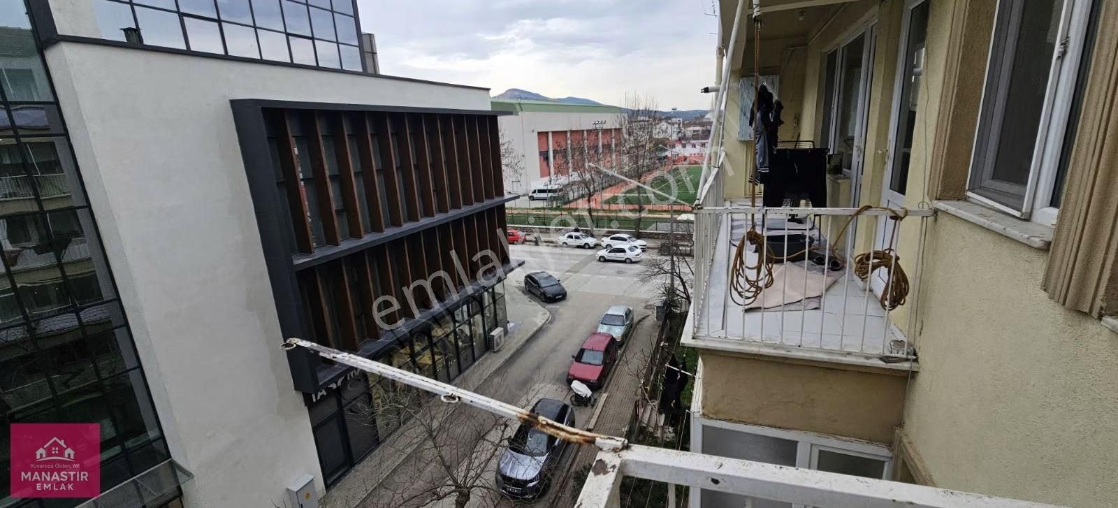 Manastır Emlak'tan Site İçinde Kiralık 3+1 Daire 15.000 Tl - Görsel 3