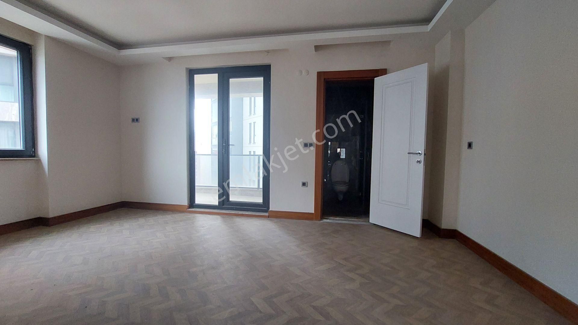 23 Nisan Mhsinde Satılık Lüks Daire. - Görsel 5