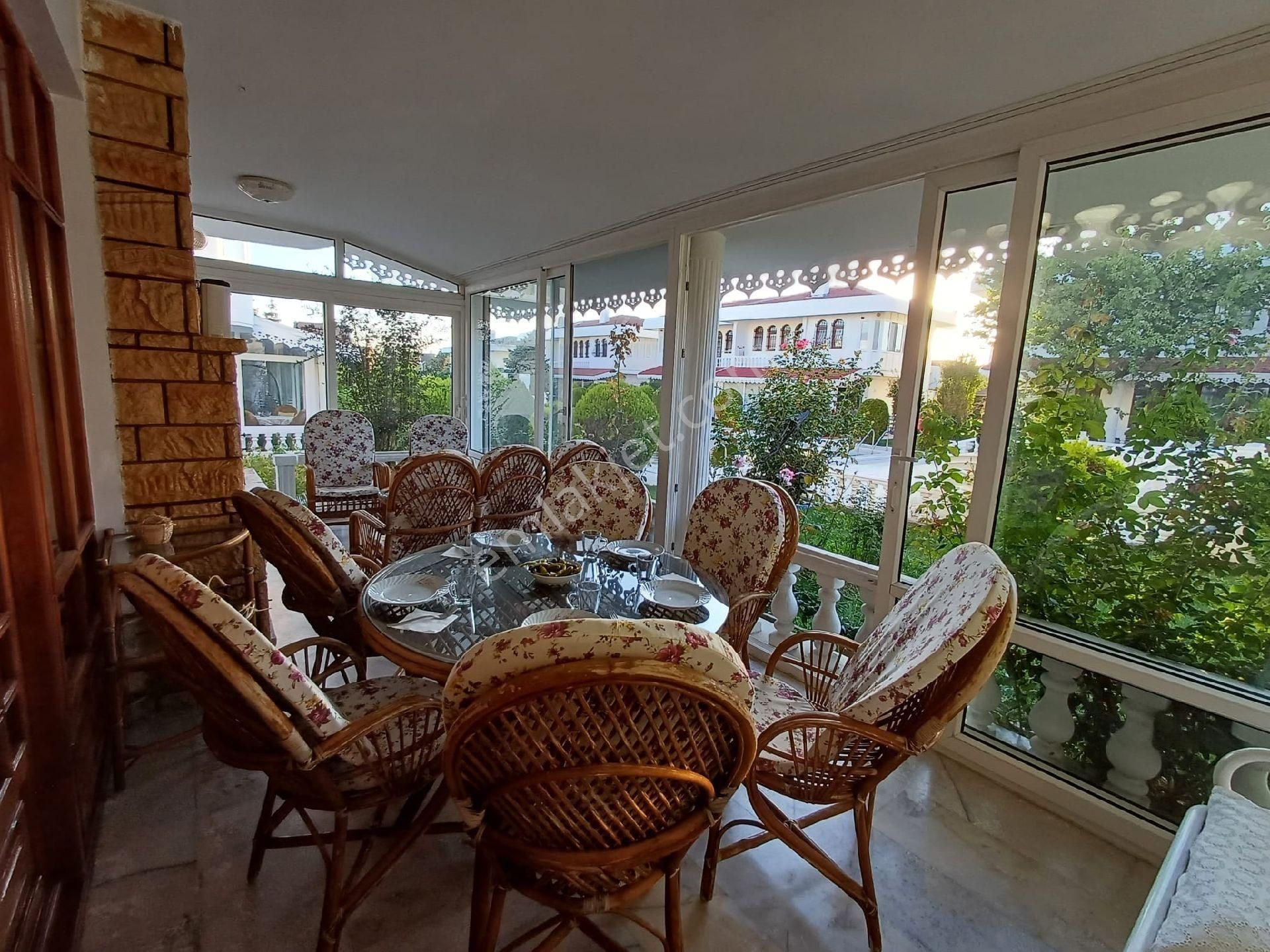 Kiralık Villa Büyükçekmece Güzelce