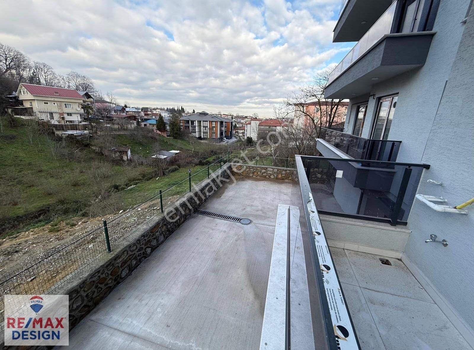 Arifiye Neviye Mahallesinde Sıfır Satılık Daire Remax Design - Görsel 18