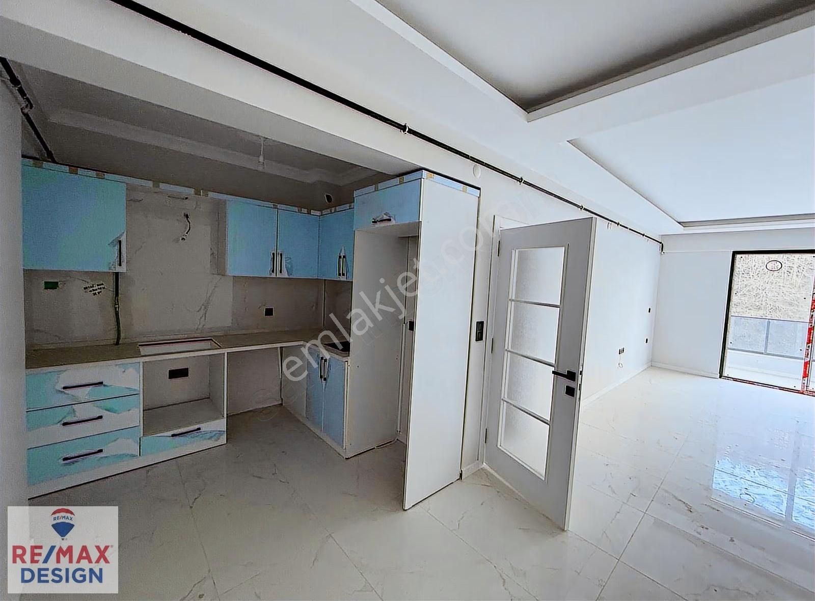 Arifiye Neviye Mahallesinde Sıfır Satılık Daire Remax Design - Görsel 9
