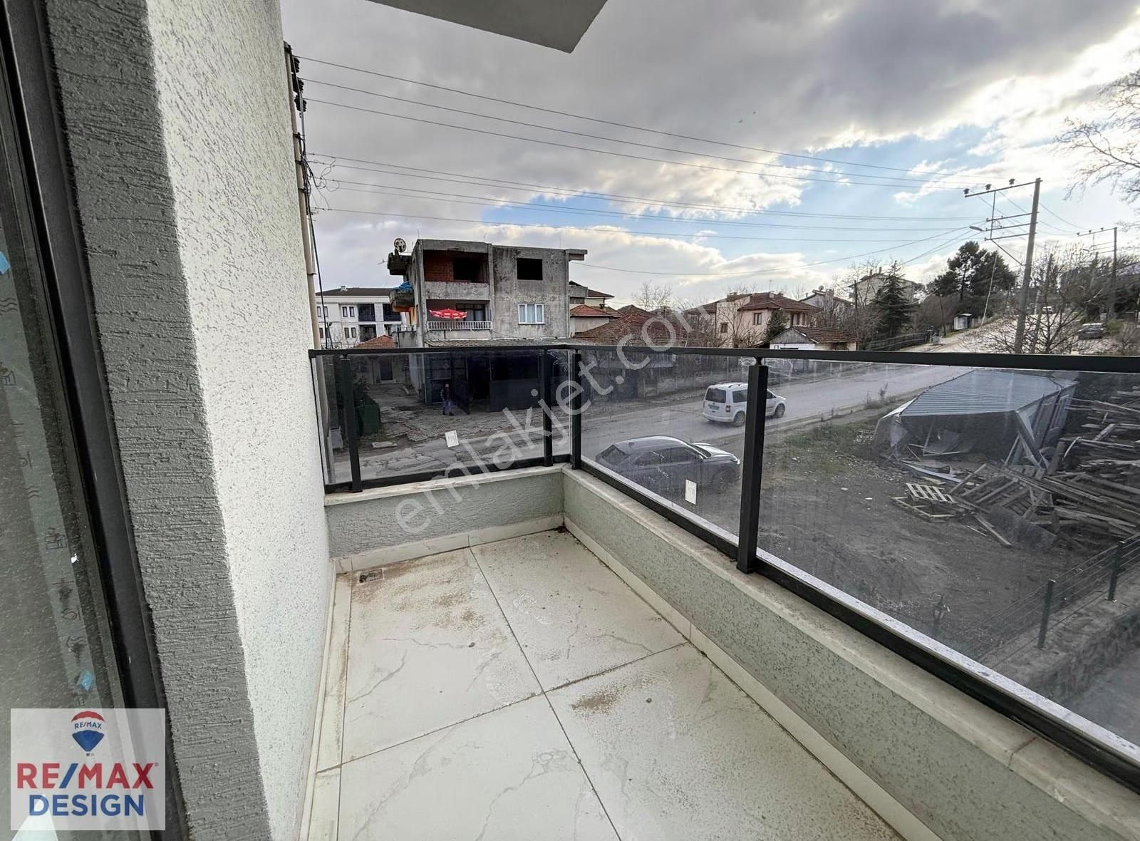 Arifiye Neviye Mahallesinde Sıfır Satılık Daire Remax Design - Görsel 15