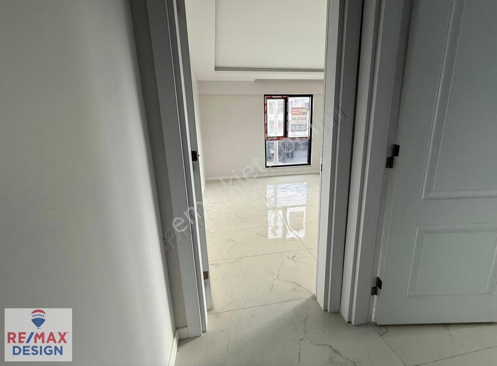 Arifiye Neviye Mahallesinde Sıfır Satılık Daire Remax Design - Görsel 21