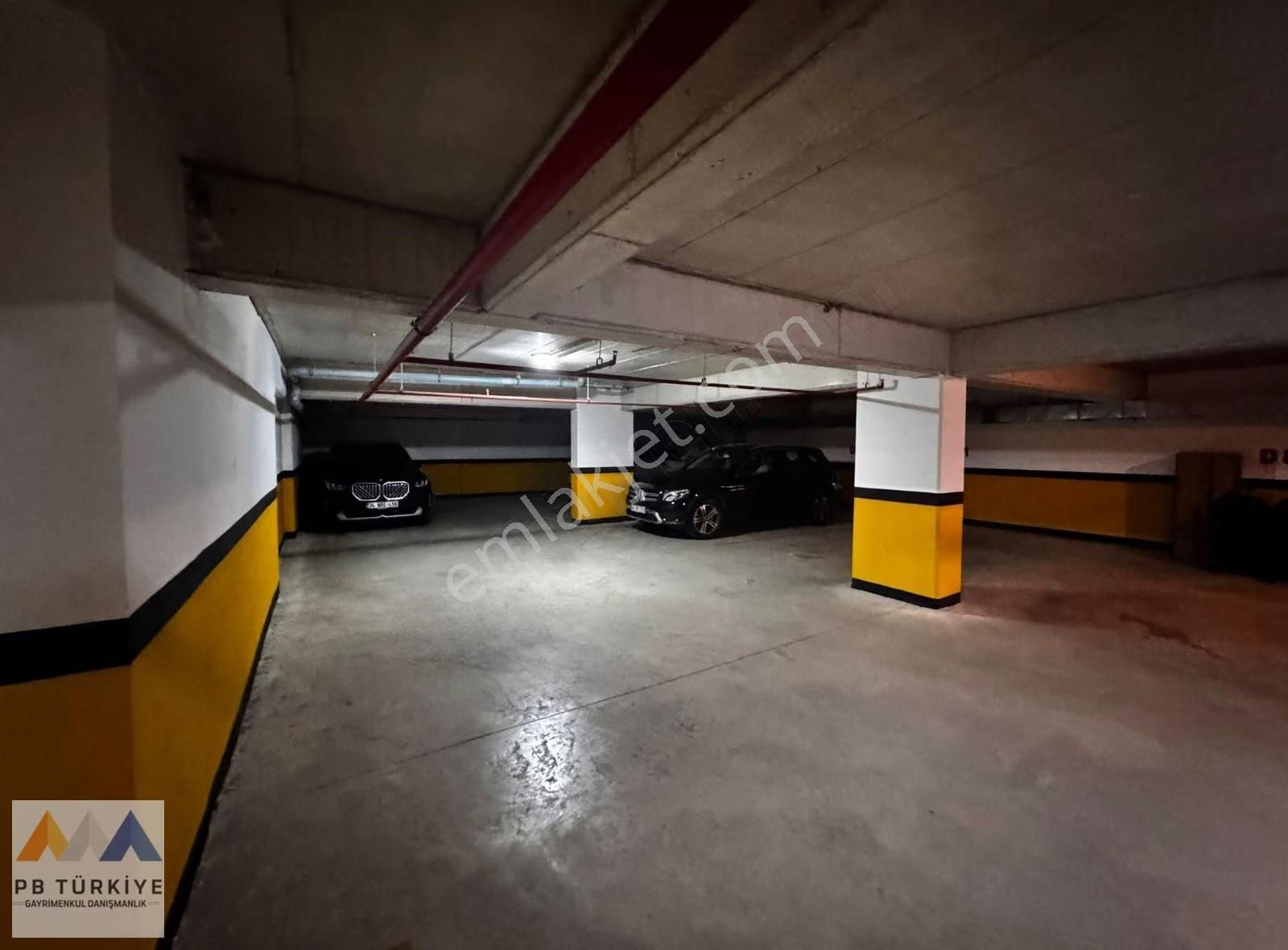 Caddebostan Ömerpaşa'da Havuzlu,balkonlu 2+1!!! - Görsel 2