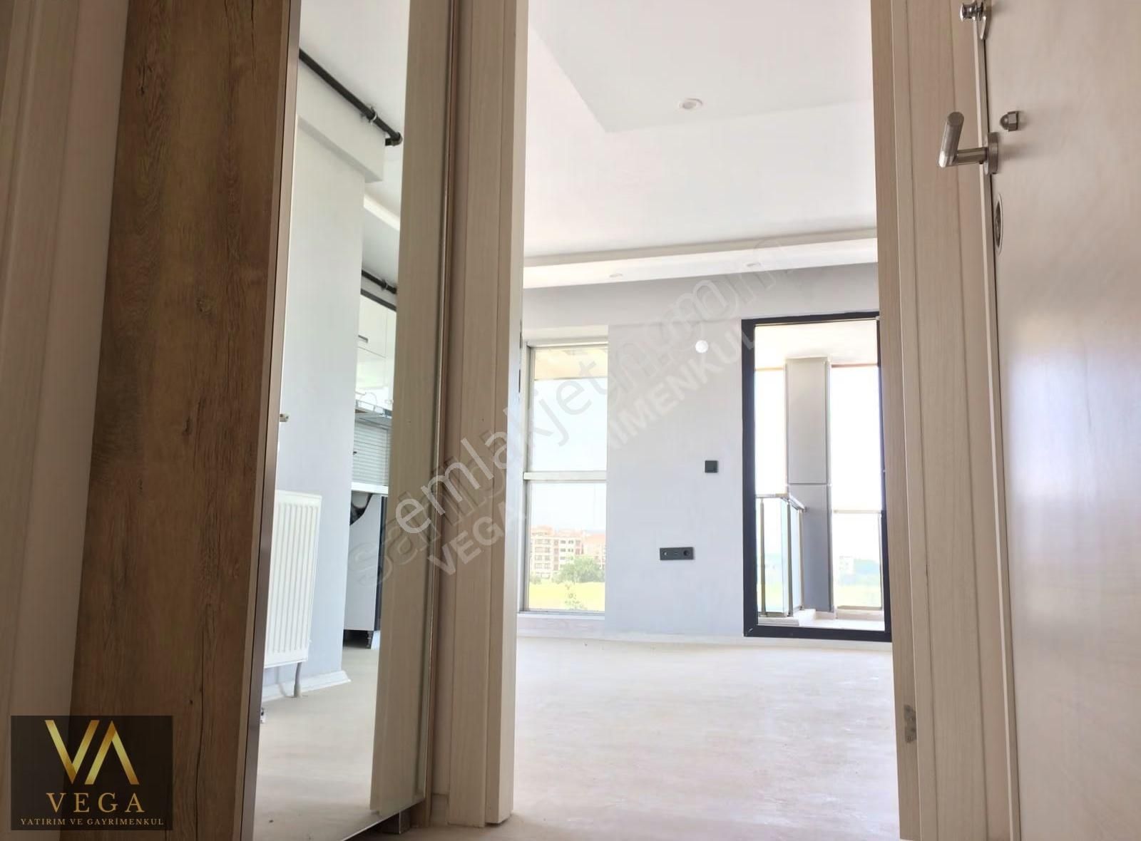 Muradiye Villalar Bölgesi 1+1 Site İçerisinde Satılık Daire - Görsel 8