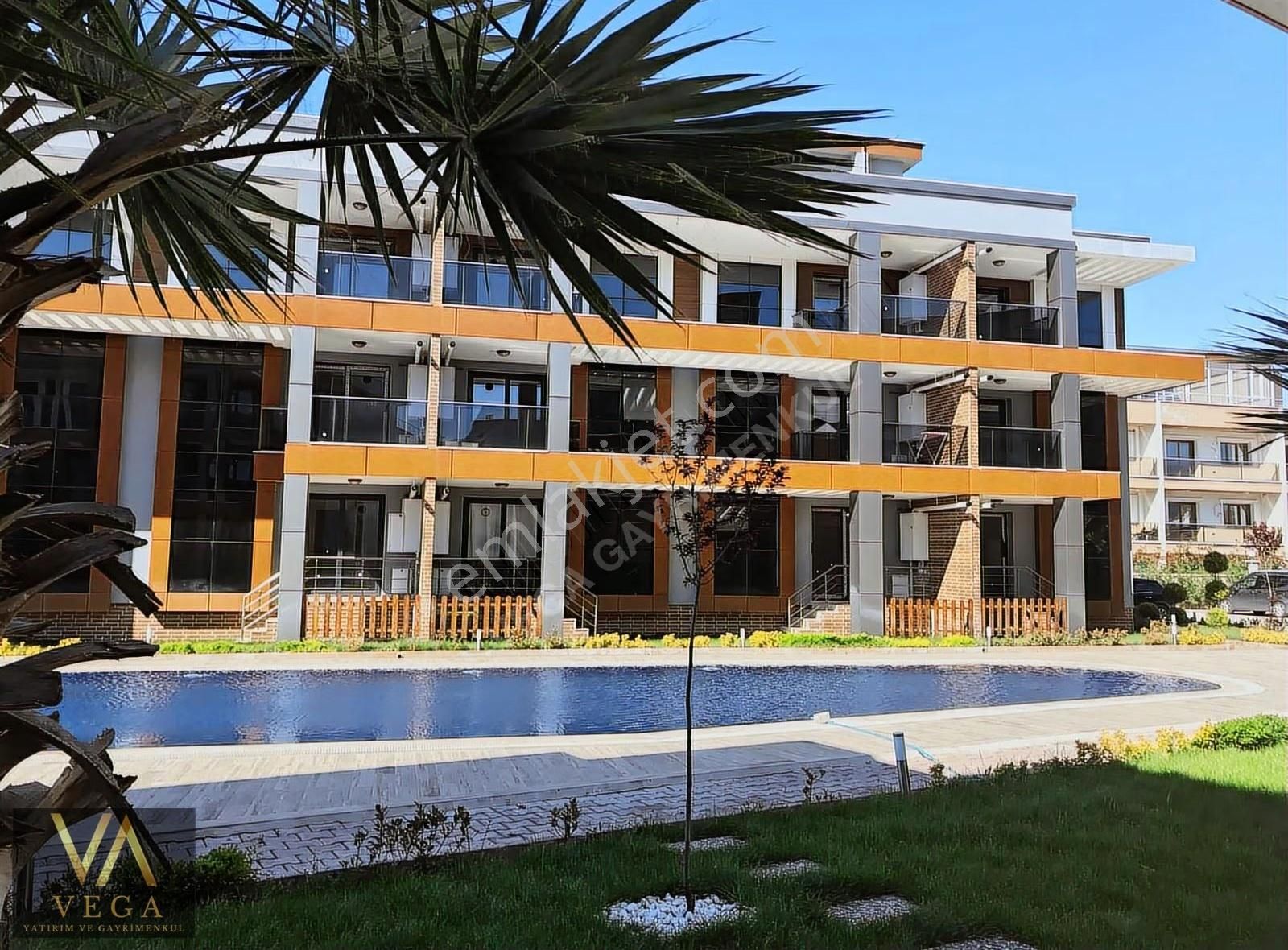 Muradiye Villalar Bölgesi 1+1 Site İçerisinde Satılık Daire - Görsel 14