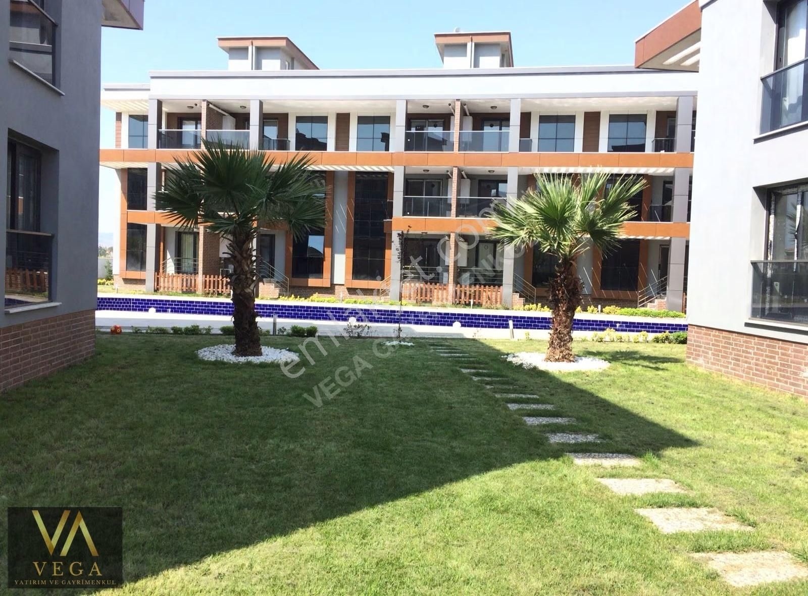 Muradiye Villalar Bölgesi 1+1 Site İçerisinde Satılık Daire - Görsel 12