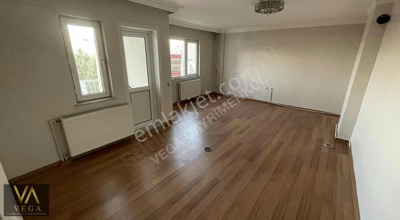Vega'dan Güzelyurt Mahallesi Site İçi Satılık Arakat 2+1 Daire - Görsel 8