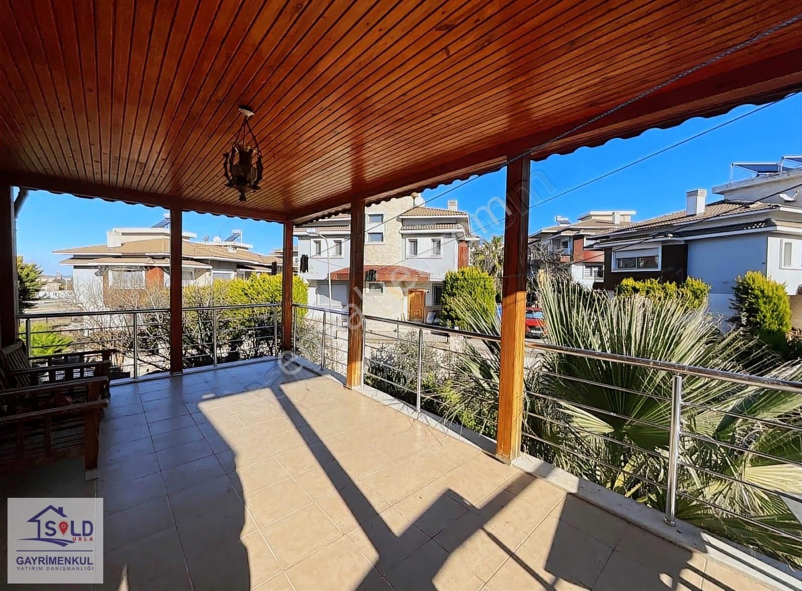 Güzelbahçe Kahramandere' De Satılık Tam Müstakil Fırsat Villa - Görsel 15