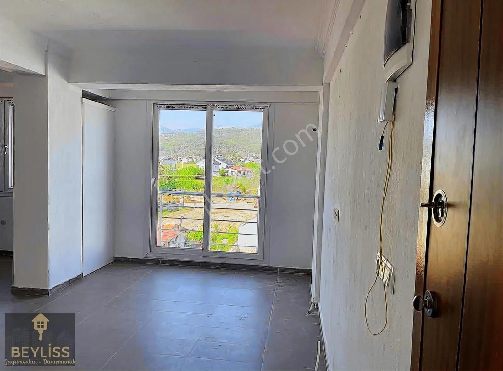 Seydikemer Gerişburnundaki 2+1 Lüks Dublex Daire - Görsel 14