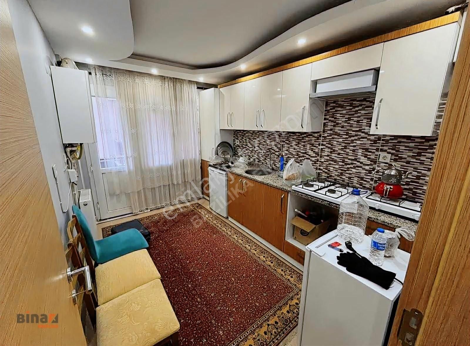 Bergama Atatürk Mahallesinde 3+1 Eşyalı Kiralık Daire