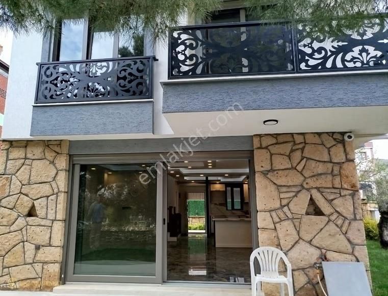 Çanakkale Küçükkuyu Satılık 3+1 Geniş Mustakil Villa - Görsel 8