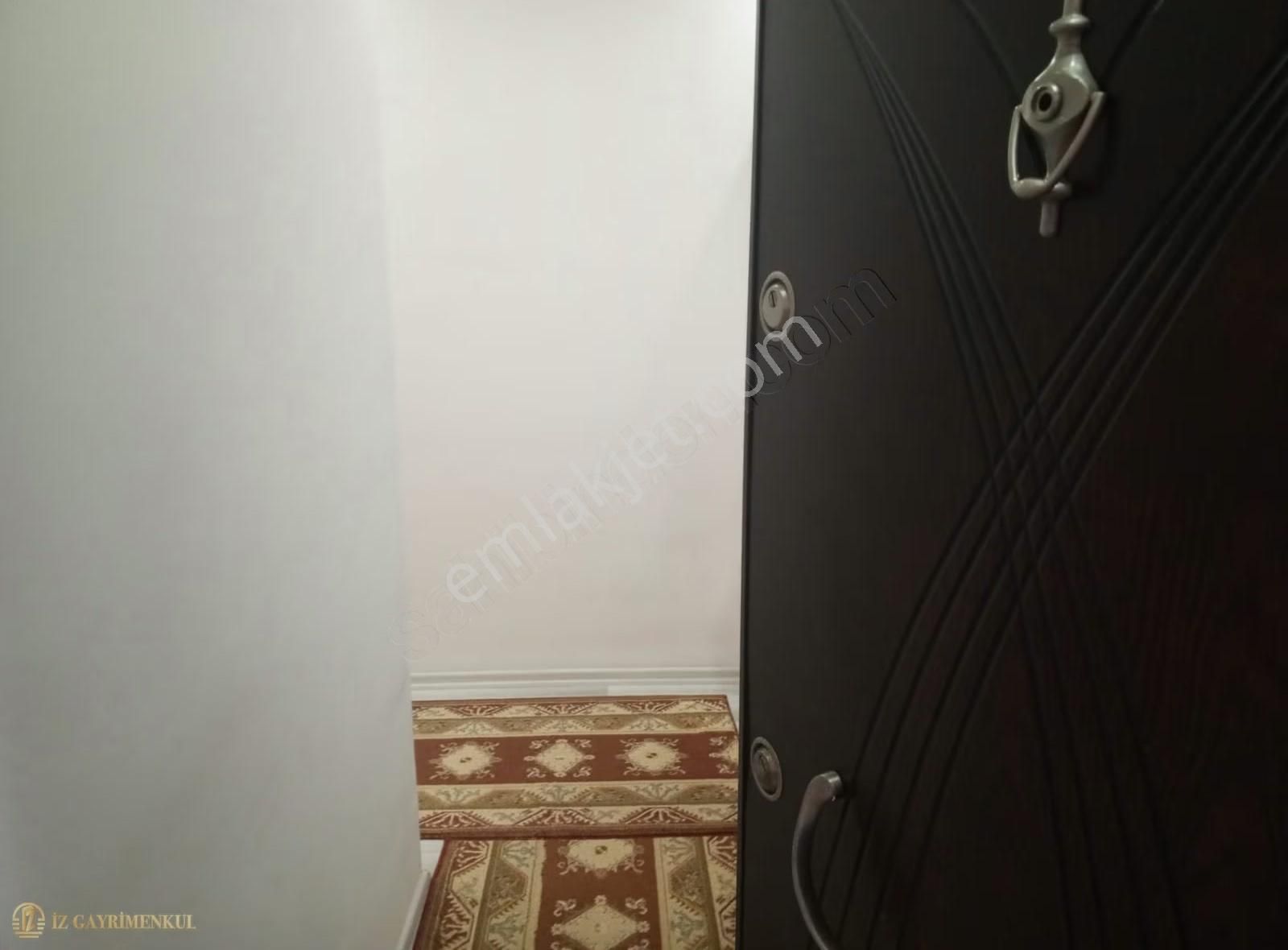 Çanakkale Barbaros Mh.satılık Kapalı Mutfak'lı 1+1 - Görsel 3