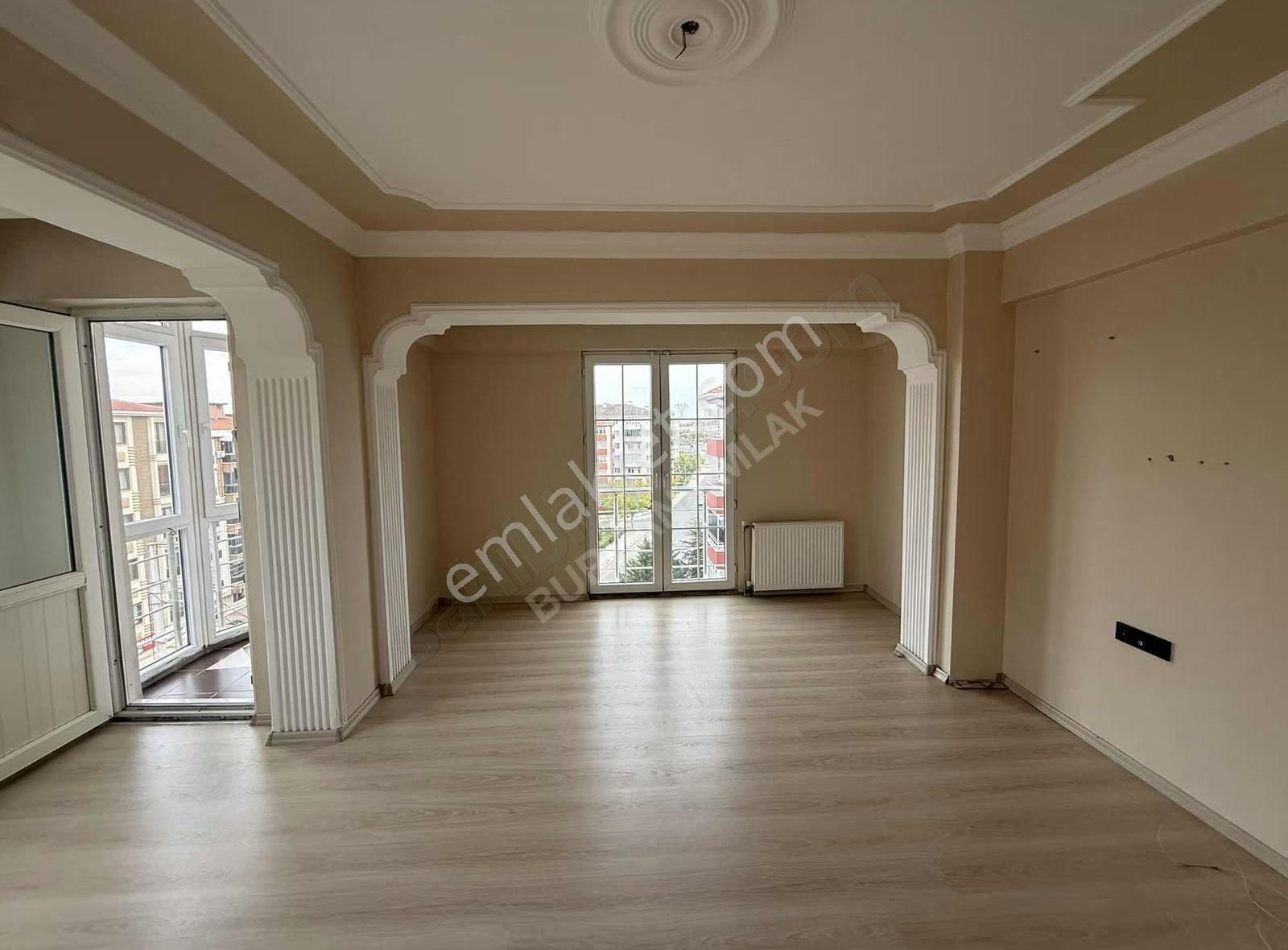 Kazımiye Mahallesinde Cadde Üzeri Satılık Masrafsız 2+1 Daire - Görsel 8