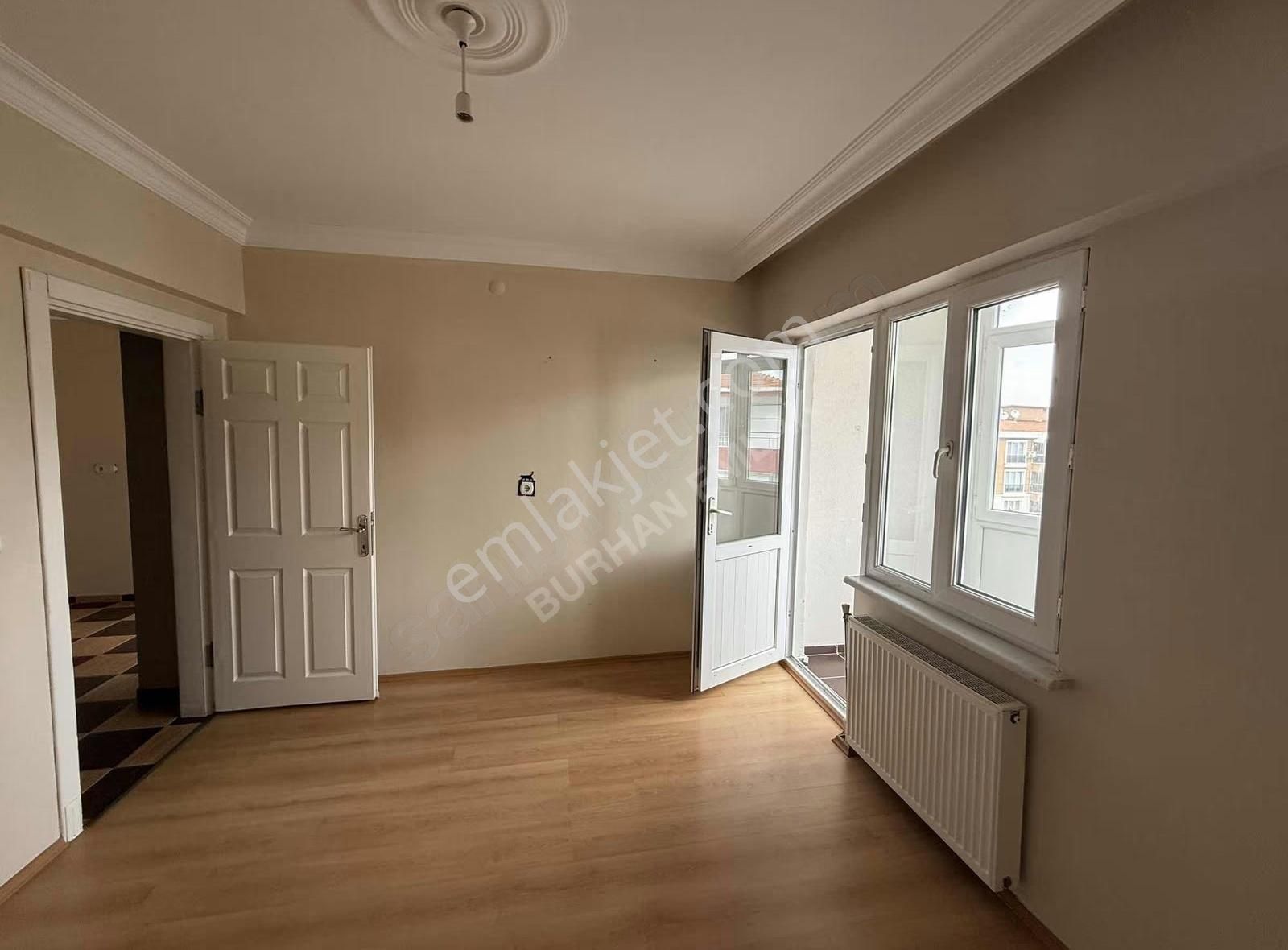 Kazımiye Mahallesinde Cadde Üzeri Satılık Masrafsız 2+1 Daire - Görsel 22