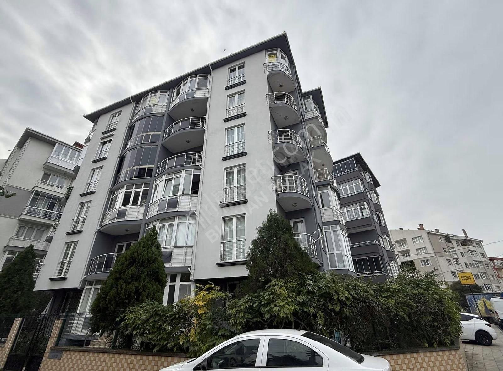 Kazımiye Mahallesinde Cadde Üzeri Satılık Masrafsız 2+1 Daire