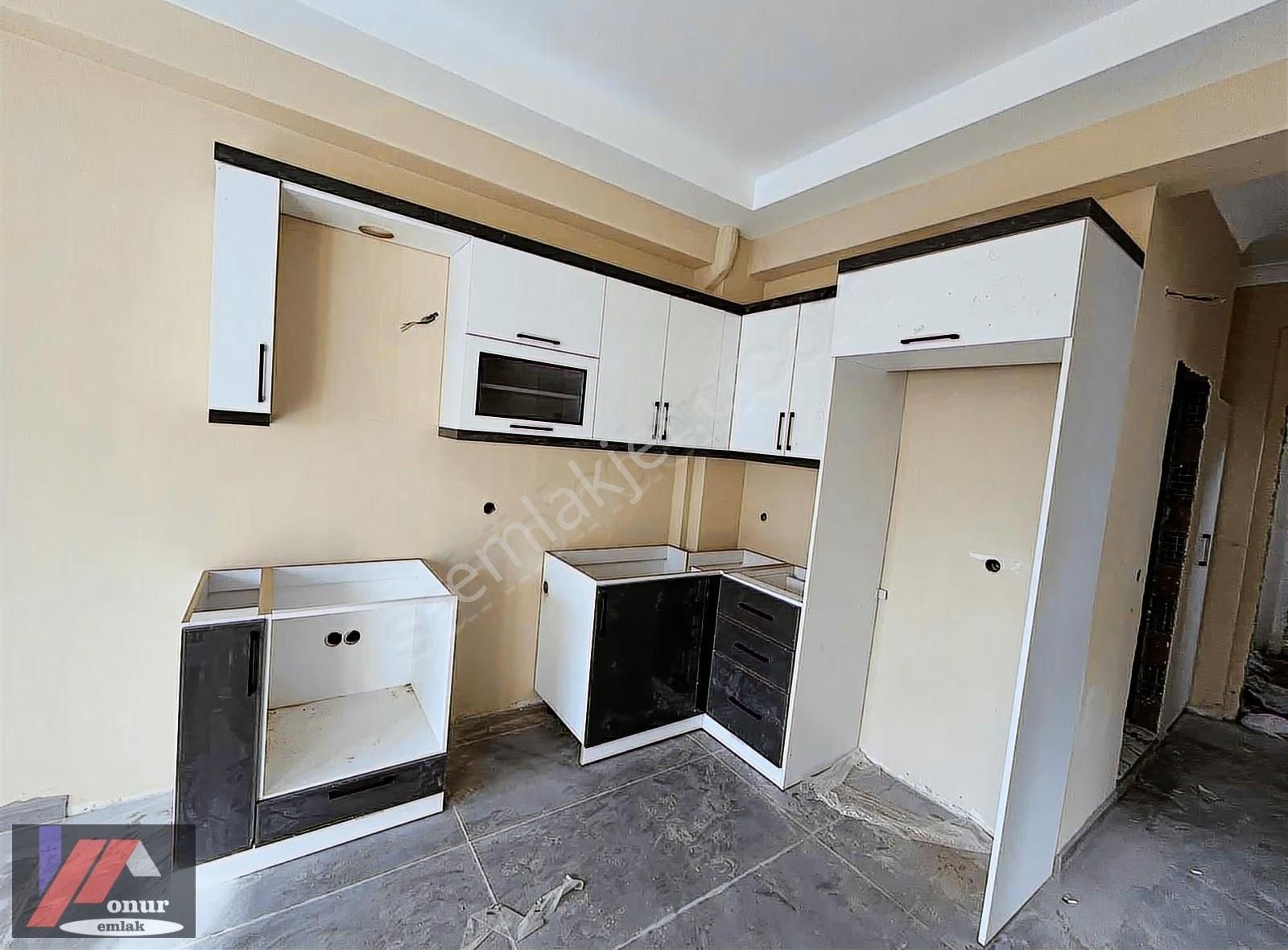▀▄▀küçükkuyu'da Ara Kat 2+1 Merkezi Konumda Sıfır Lüx Daire▀▄▀ - Görsel 27