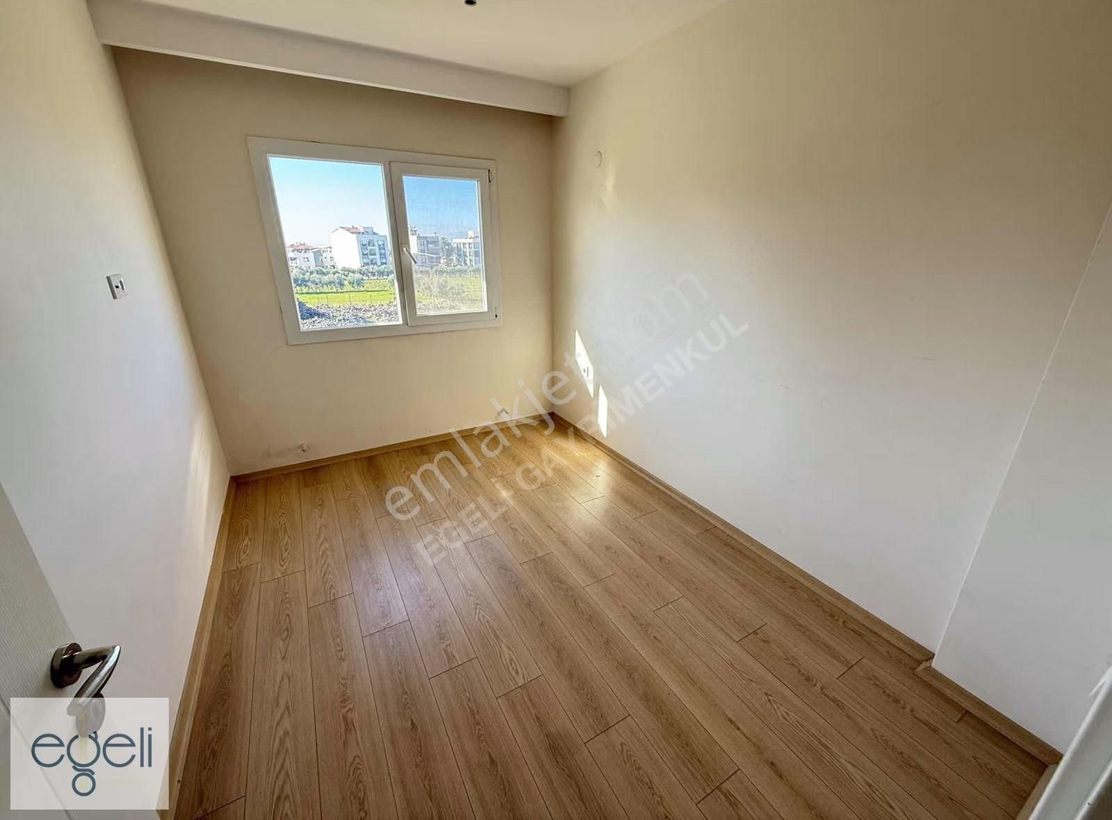 Davutlarda Havuzlu Güvenlikli Sitede 2+1 Daire - Görsel 13