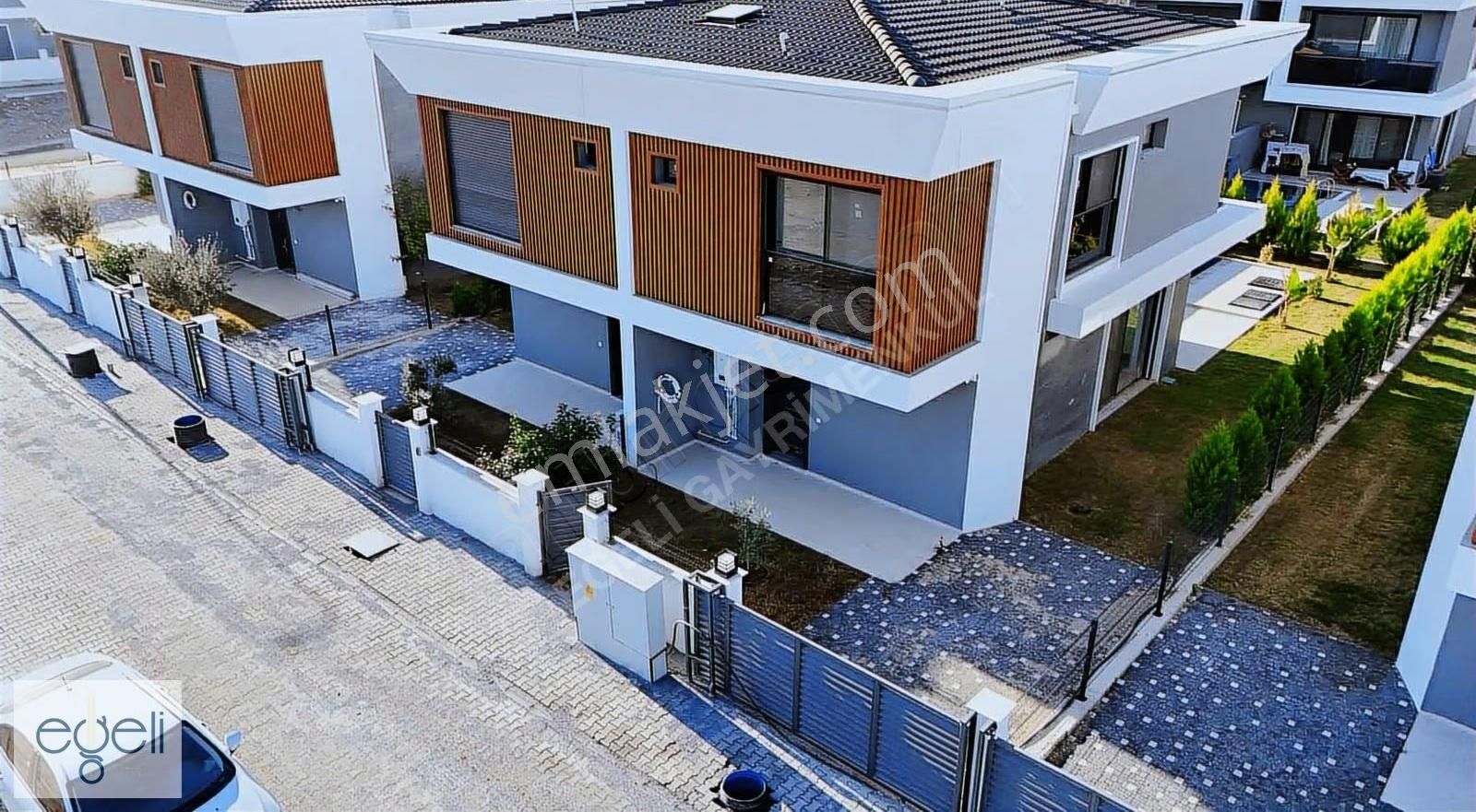 Egeli'den Özel Havuzlu Extra Özellikli Sıfır Villa - Görsel 13