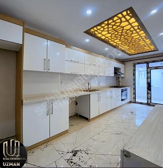 Avcılar Denizköşkler Mh. Ön Cephe 4+2 Sıfır Dubleks Daire