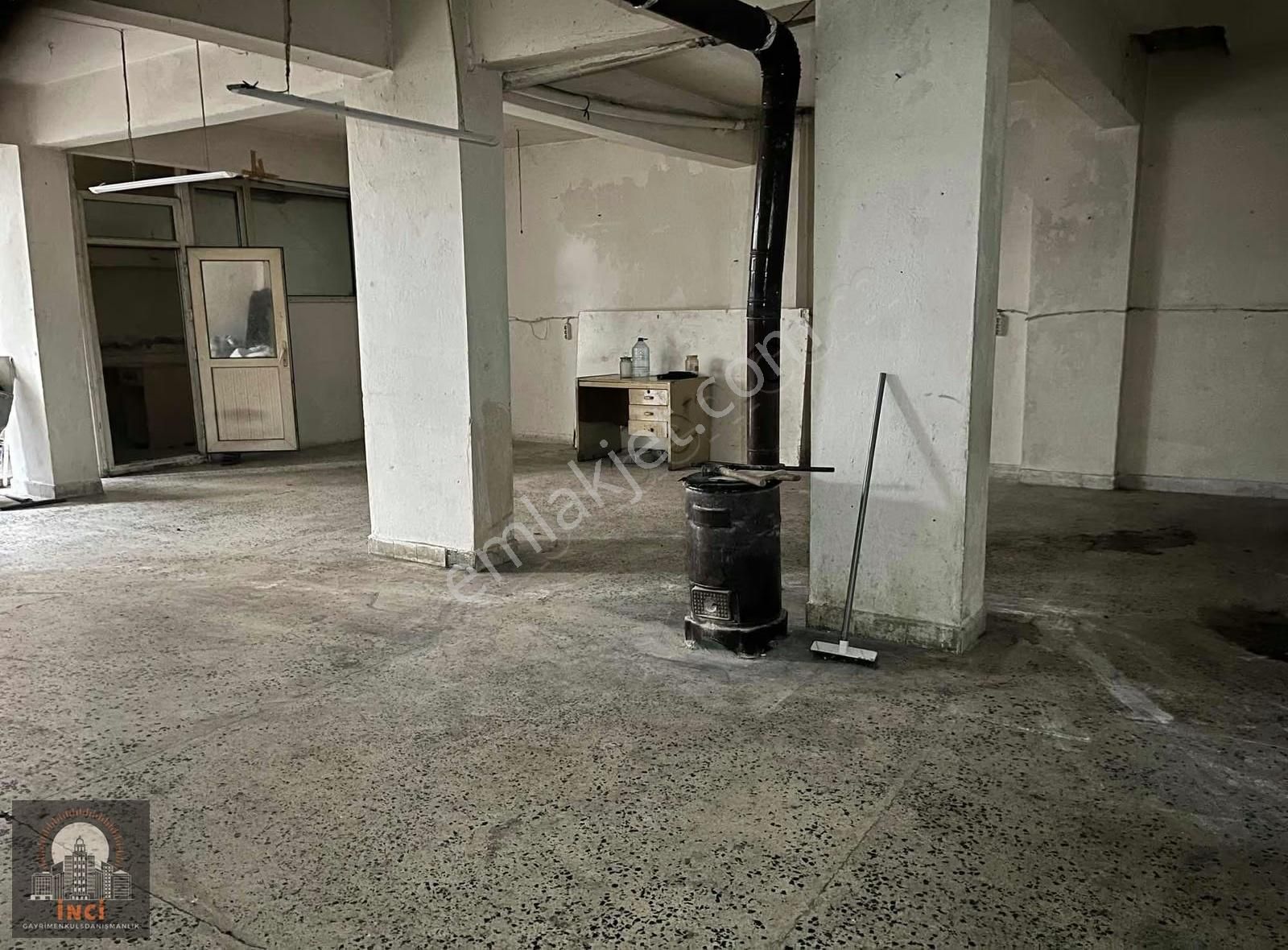Osmanoğlu Caddesi Yakınında Depoya Uygun 120 M Dükkan - Görsel 5